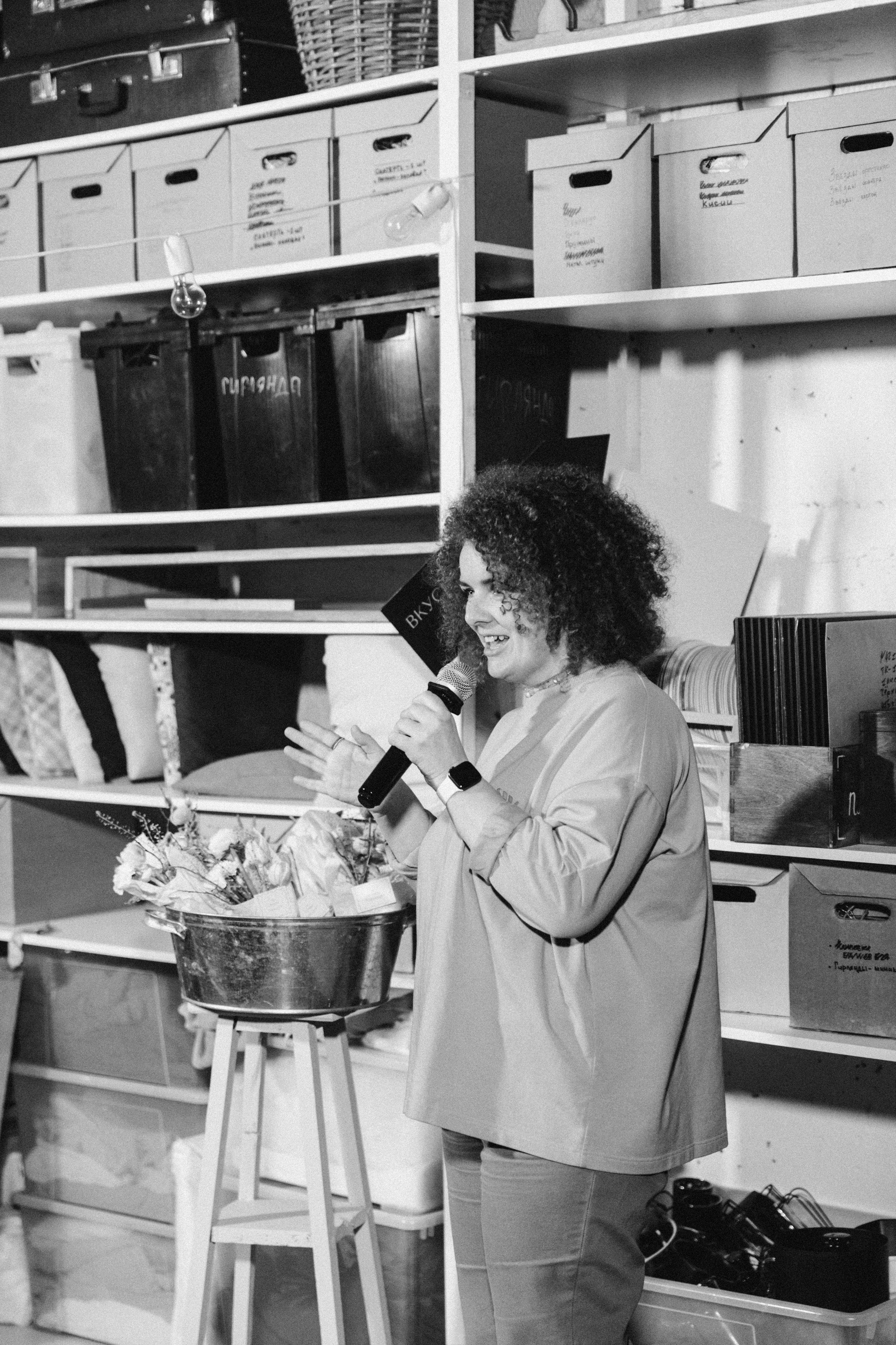 Открытый микрофон в Пространстве «Кудри и цветы». Душевный фотограф Ваших самых ярких событий Марина Погребняк