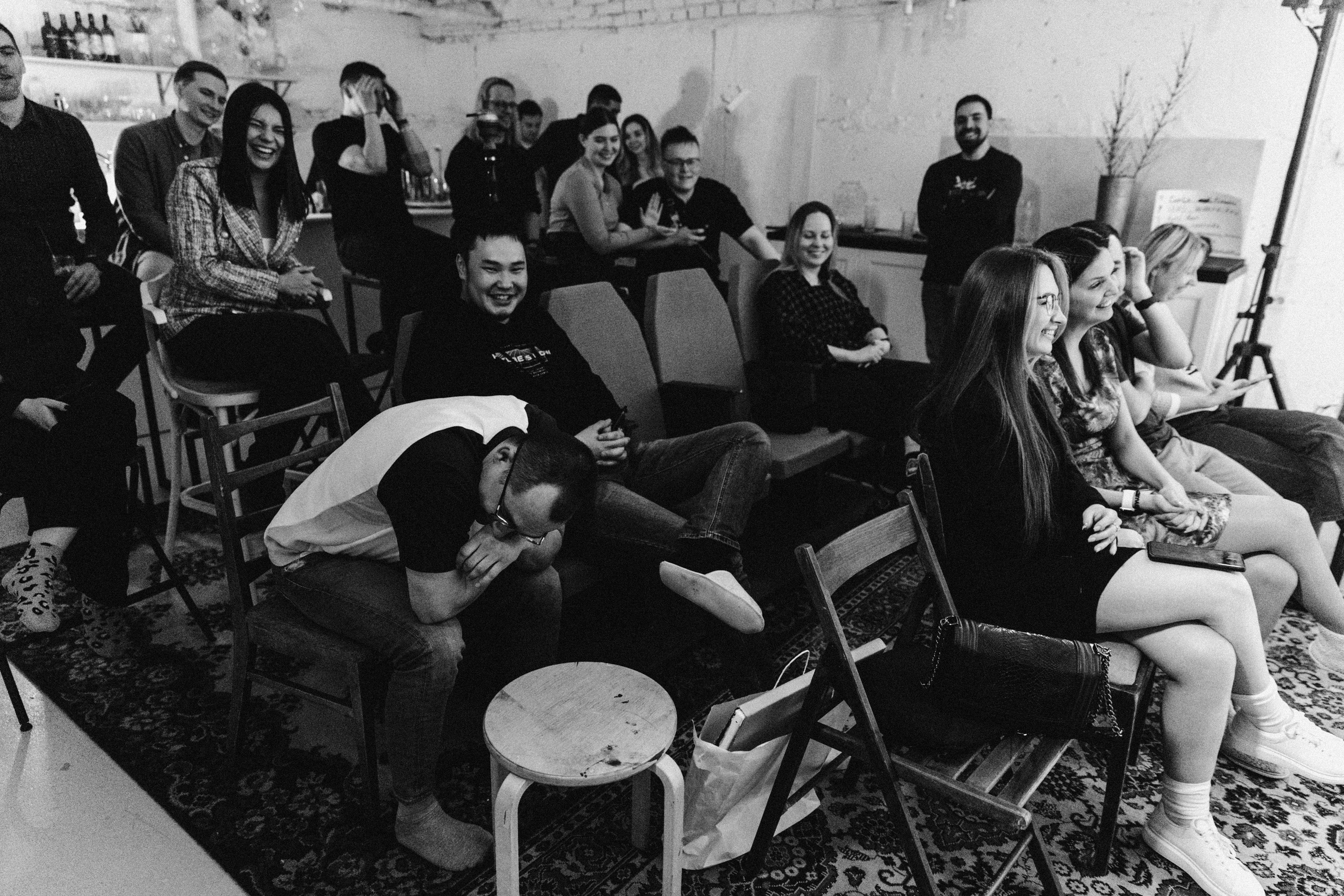 Открытый микрофон в Пространстве «Кудри и цветы». Душевный фотограф Ваших самых ярких событий Марина Погребняк