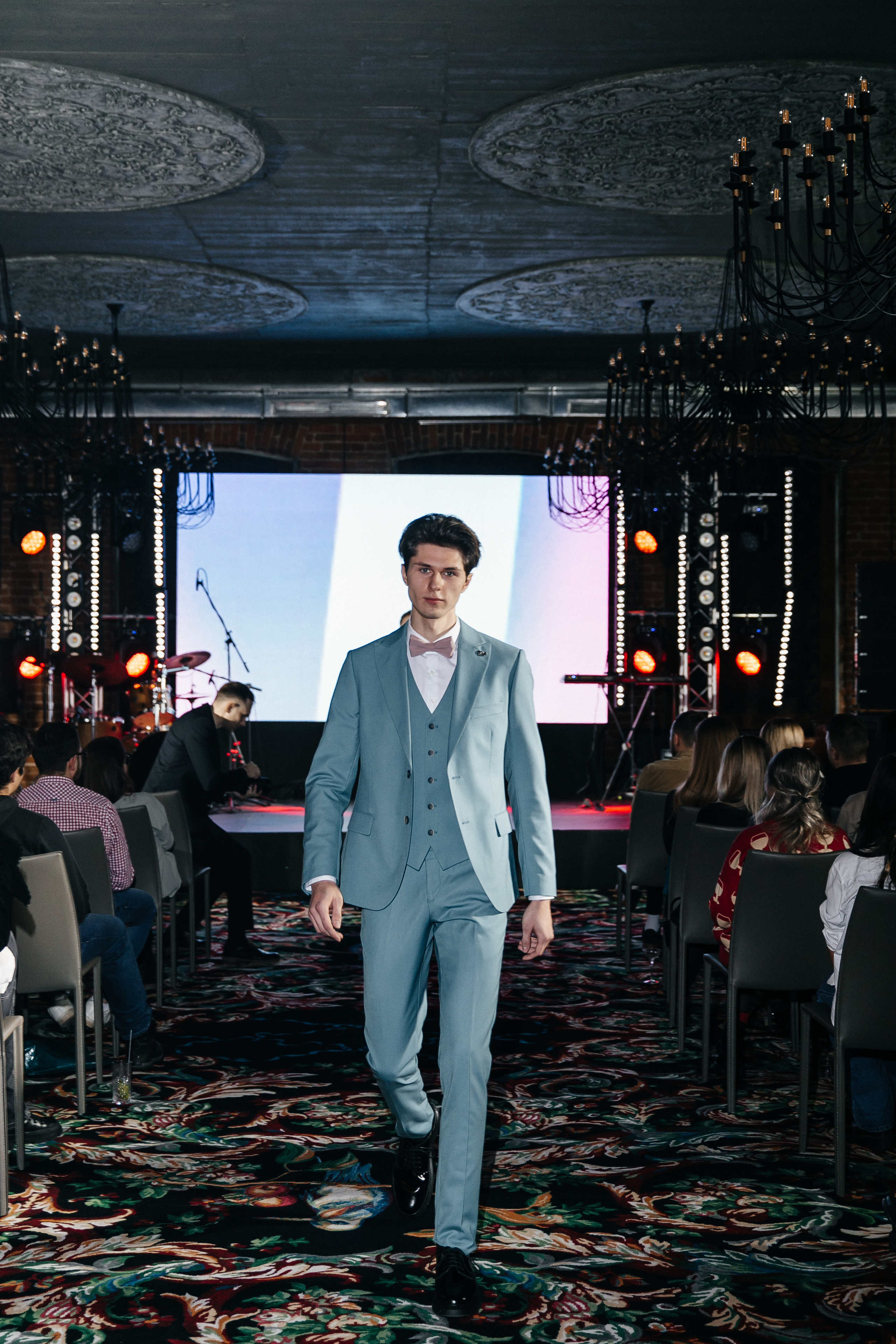 COSMIC MAGIC ДЕНЬ-X. Душевный фотограф Ваших самых ярких событий Марина Погребняк