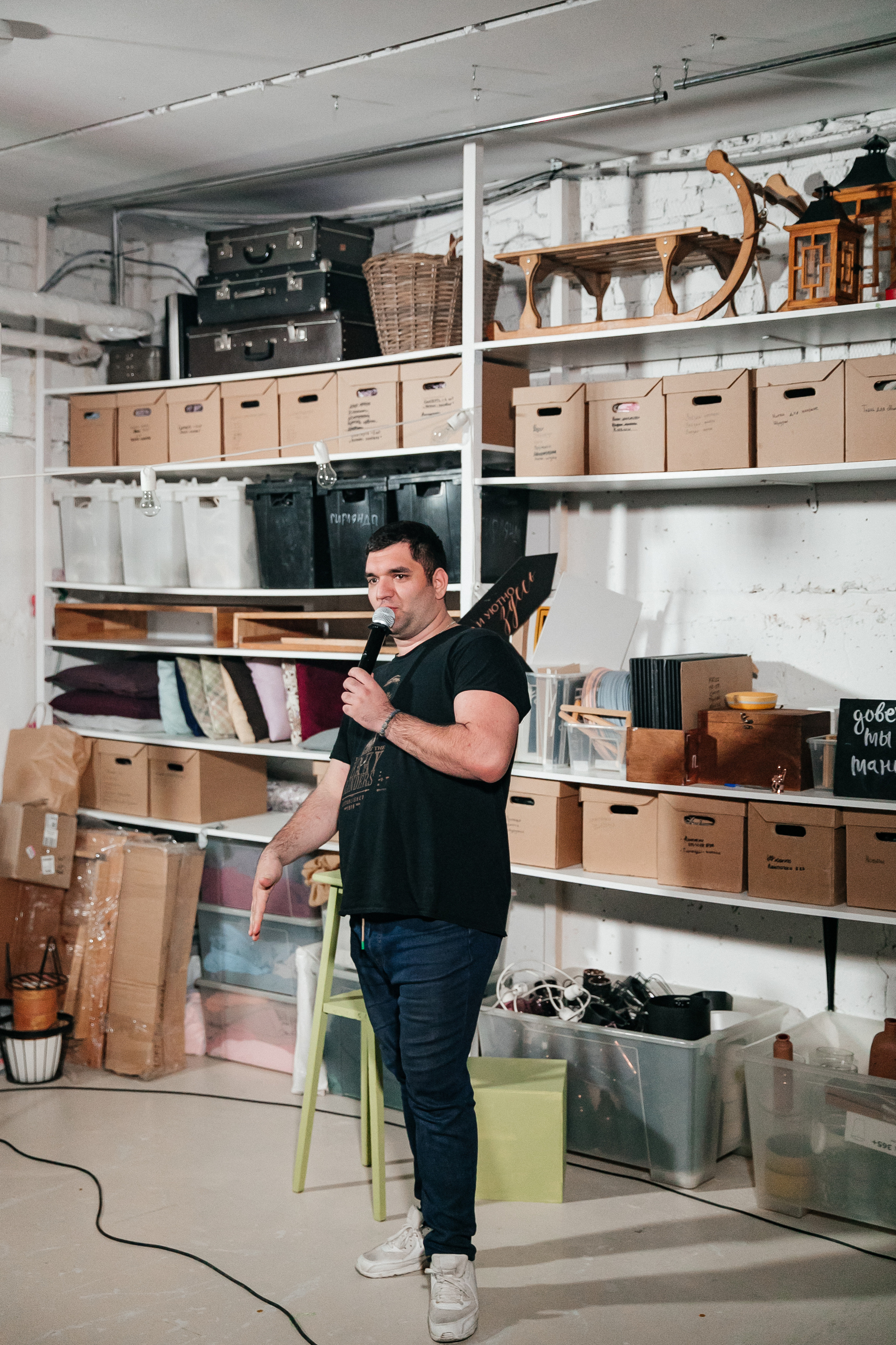 Открытый микрофон в Пространстве «Кудри и цветы». Душевный фотограф Ваших самых ярких событий Марина Погребняк