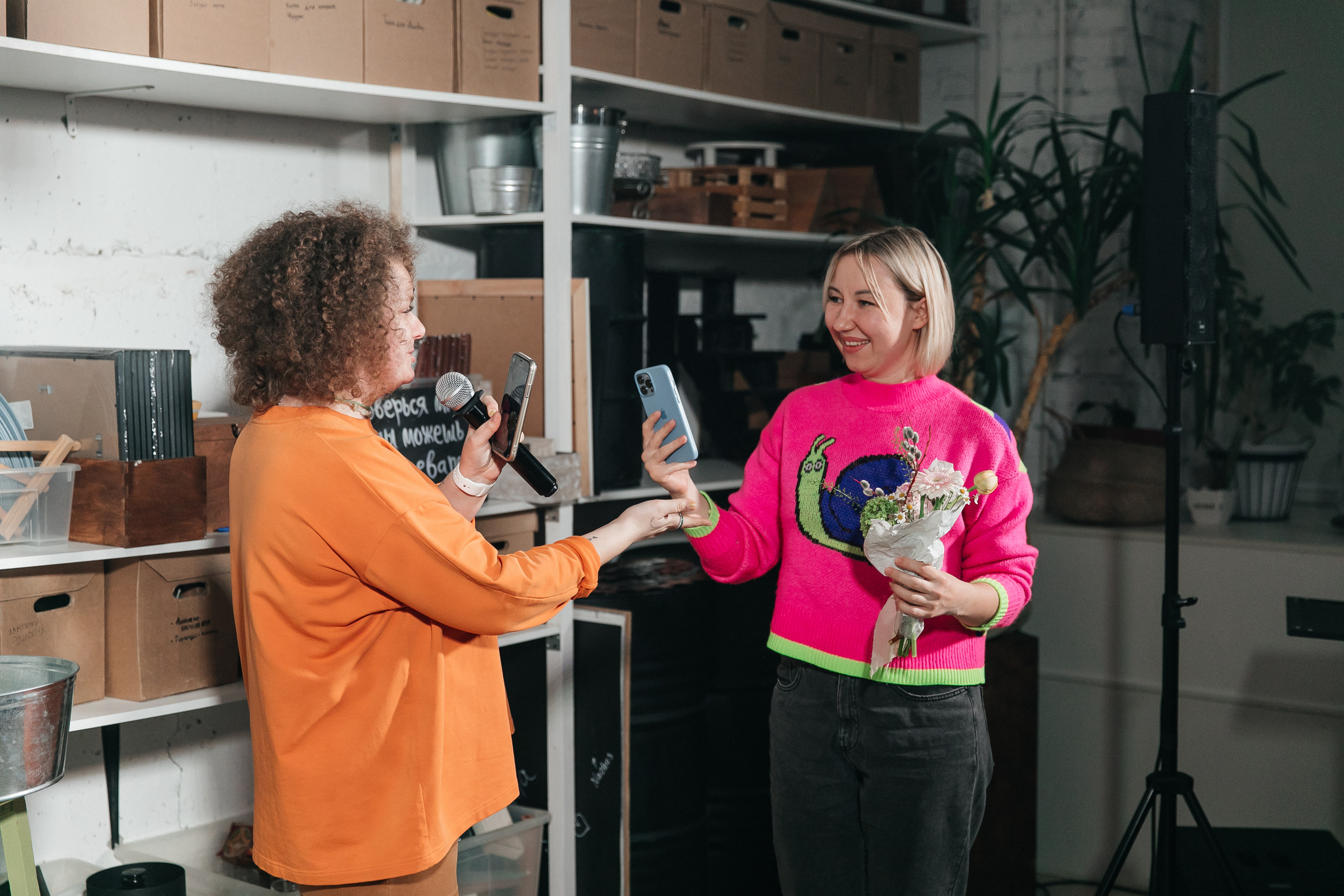 Открытый микрофон в Пространстве «Кудри и цветы». Душевный фотограф Ваших самых ярких событий Марина Погребняк