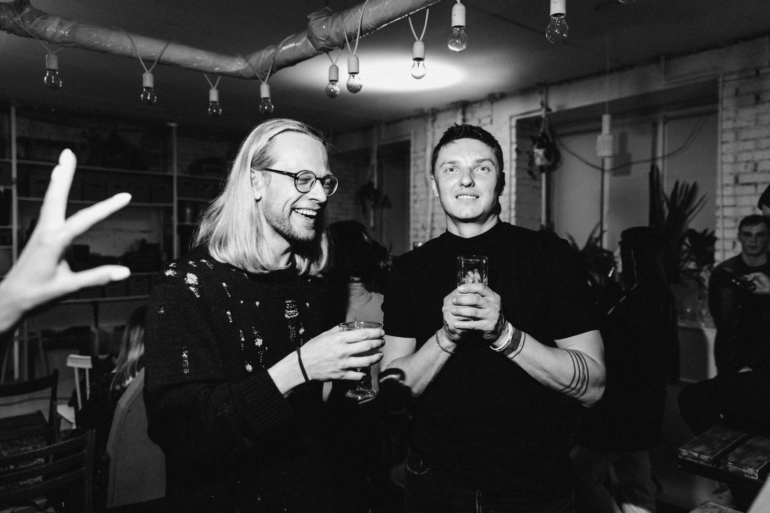 Открытый микрофон в Пространстве «Кудри и цветы». Душевный фотограф Ваших самых ярких событий Марина Погребняк