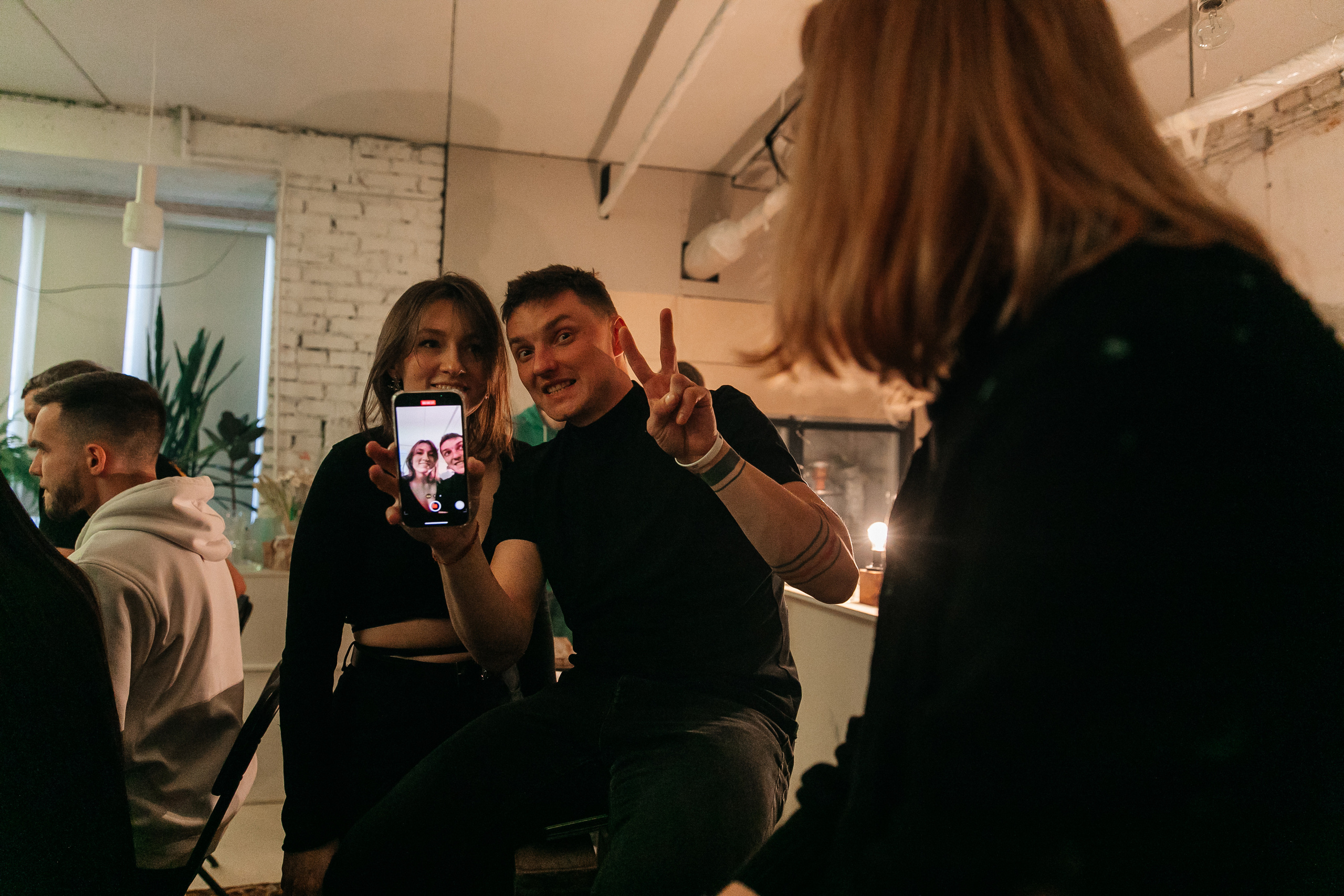 Открытый микрофон в Пространстве «Кудри и цветы». Душевный фотограф Ваших самых ярких событий Марина Погребняк