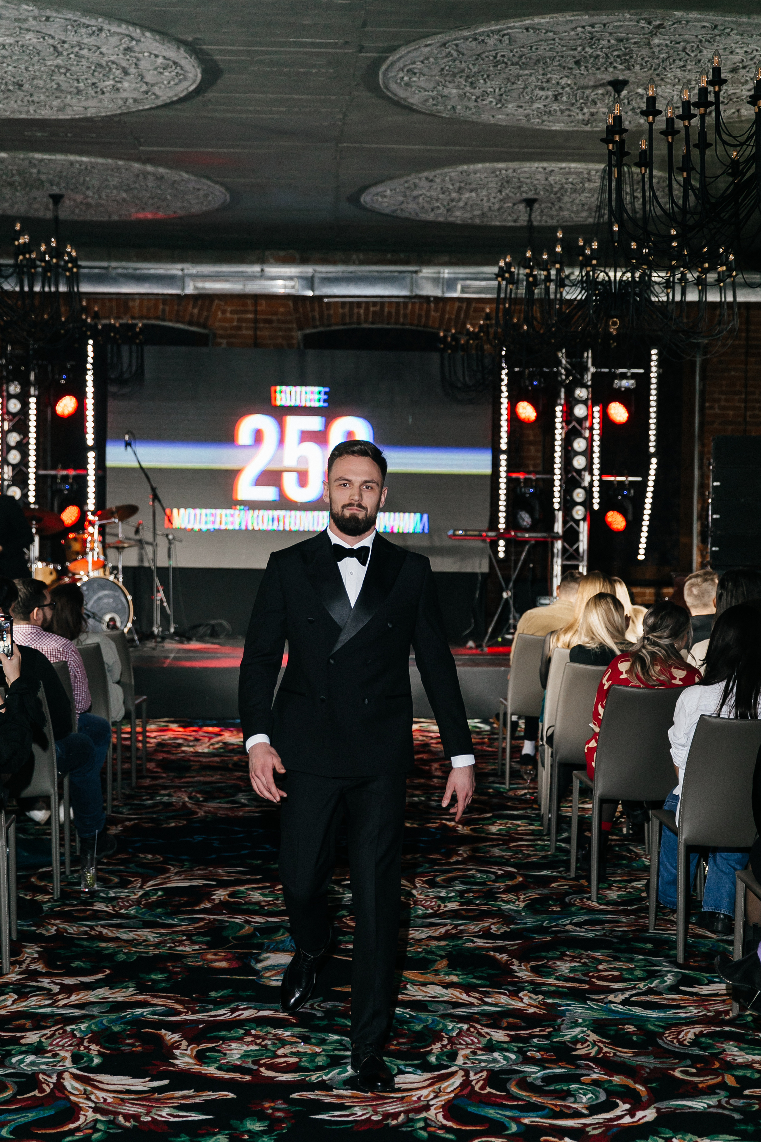 COSMIC MAGIC ДЕНЬ-X. Душевный фотограф Ваших самых ярких событий Марина Погребняк