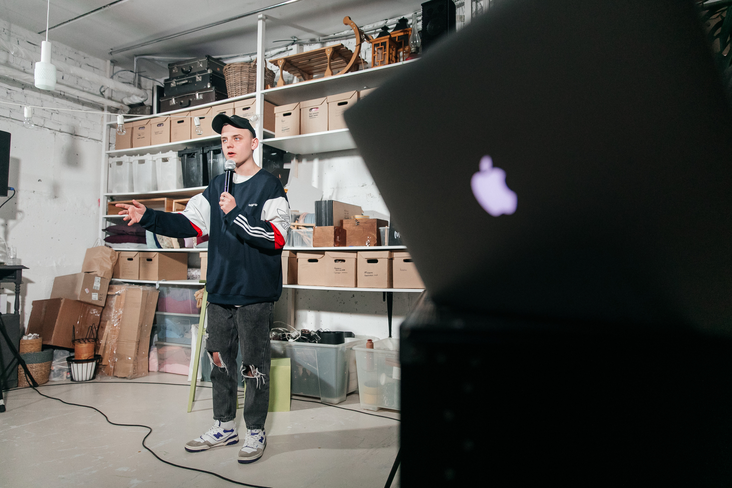 Открытый микрофон в Пространстве «Кудри и цветы». Душевный фотограф Ваших самых ярких событий Марина Погребняк