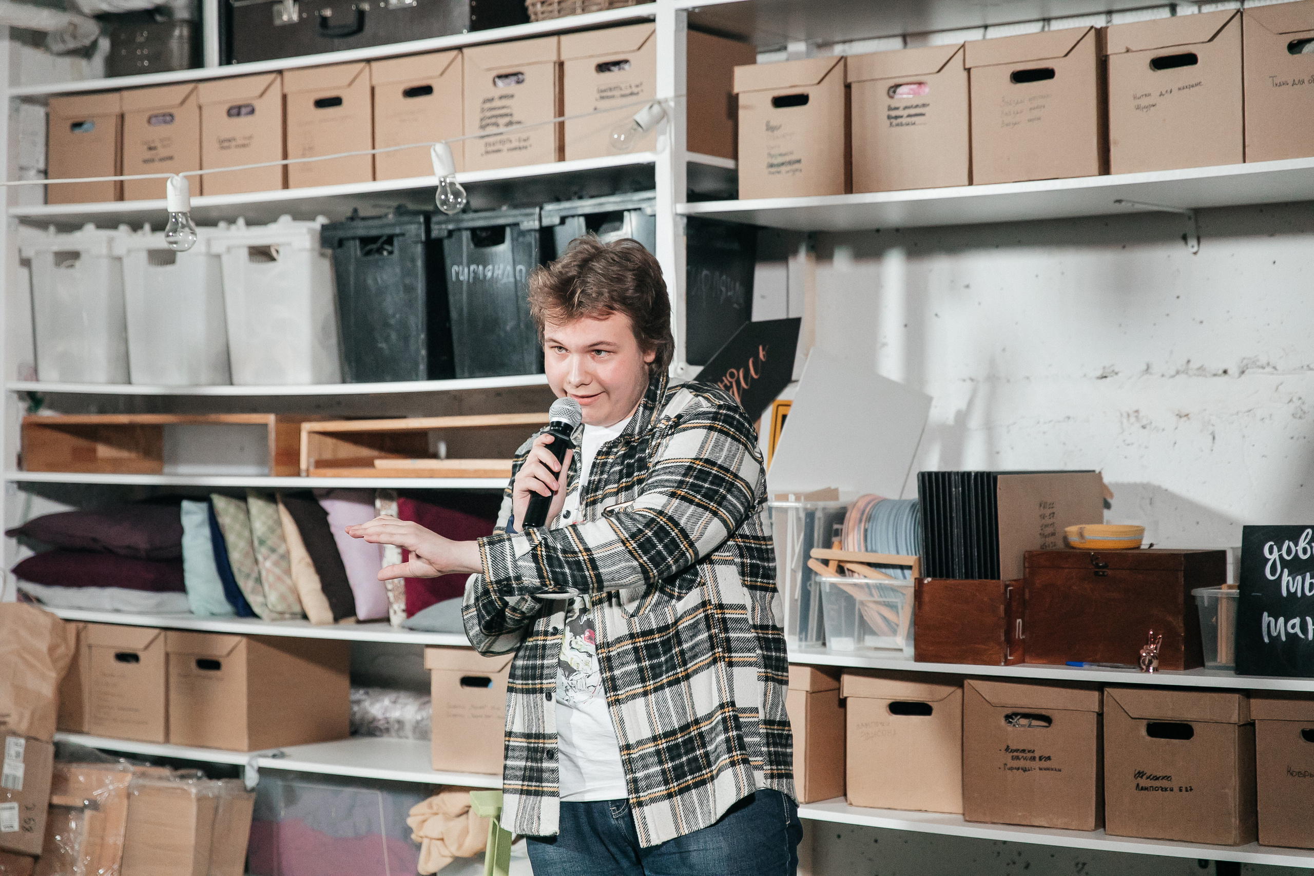 Открытый микрофон в Пространстве «Кудри и цветы». Душевный фотограф Ваших самых ярких событий Марина Погребняк