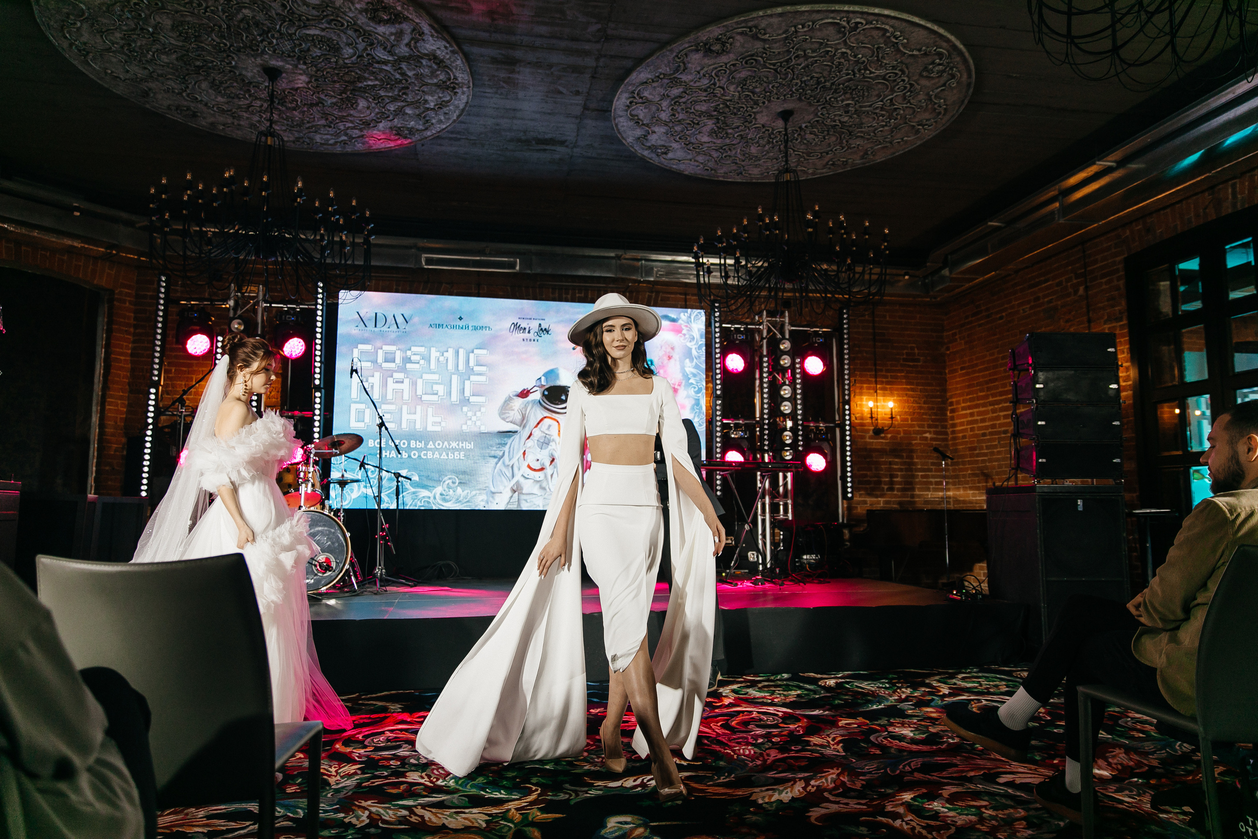 COSMIC MAGIC ДЕНЬ-X. Душевный фотограф Ваших самых ярких событий Марина Погребняк