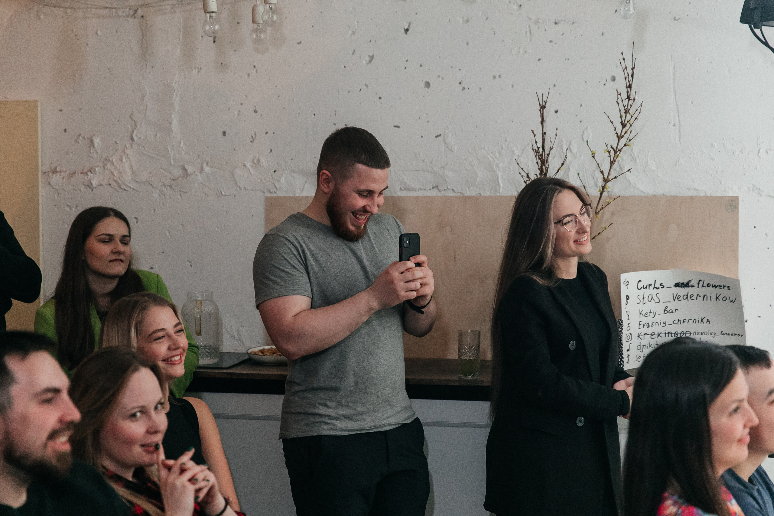 Открытый микрофон в Пространстве «Кудри и цветы». Душевный фотограф Ваших самых ярких событий Марина Погребняк