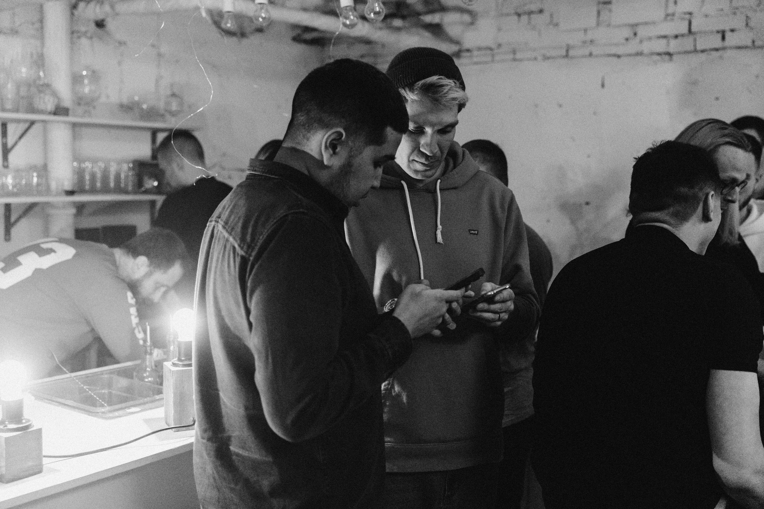 Открытый микрофон в Пространстве «Кудри и цветы». Душевный фотограф Ваших самых ярких событий Марина Погребняк