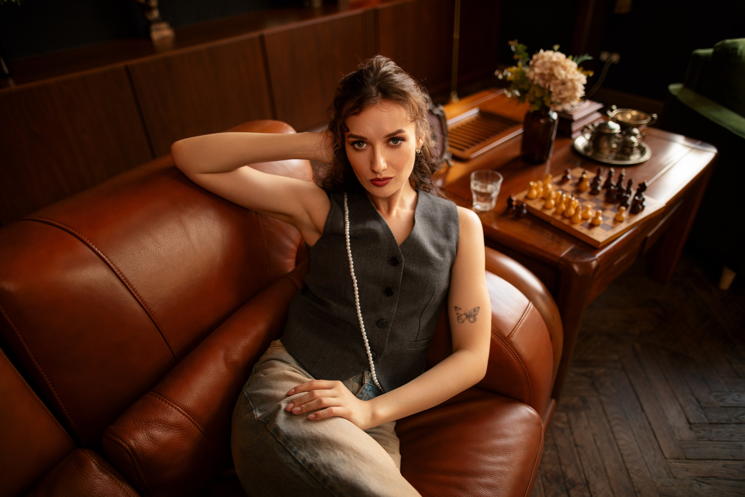 Фотосет с Анастасией в интерьере в формате «Я красивая». Дмитрий Шульгин, портретный фотограф в Воронеже