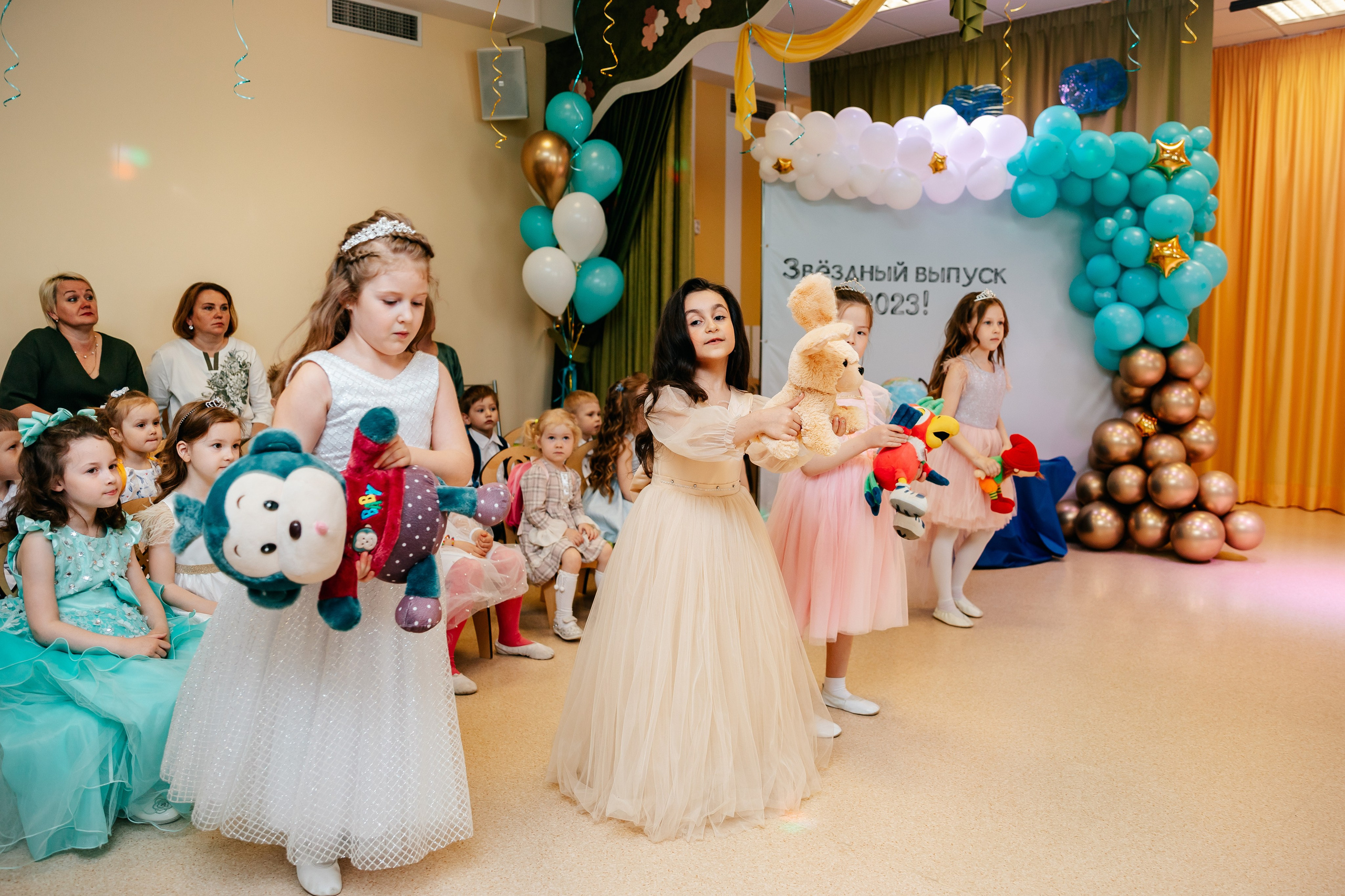 Выпускной в детском саду. Семейный lifestyle фотограф в Санкт-Петербурге Людмила Пахомова