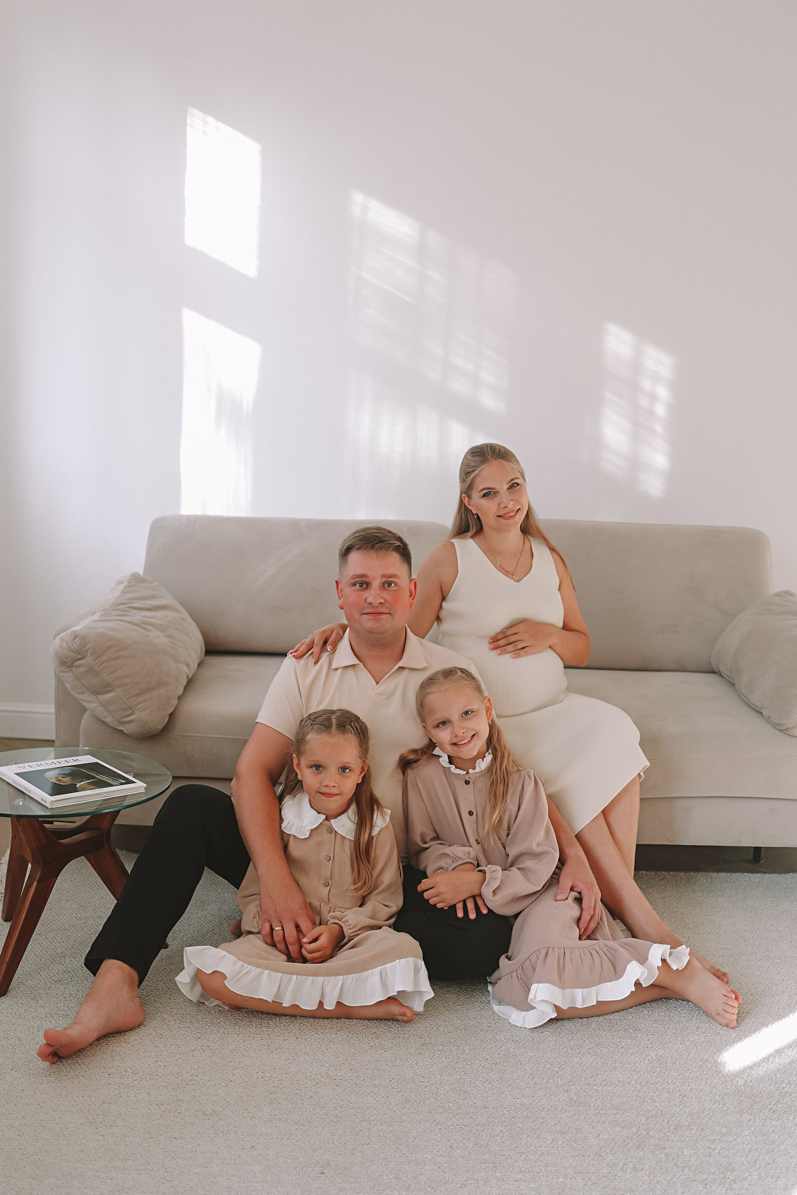 Квартира (беременность). Семейный фотограф Тюмень, фотограф на роды Салмина Мария