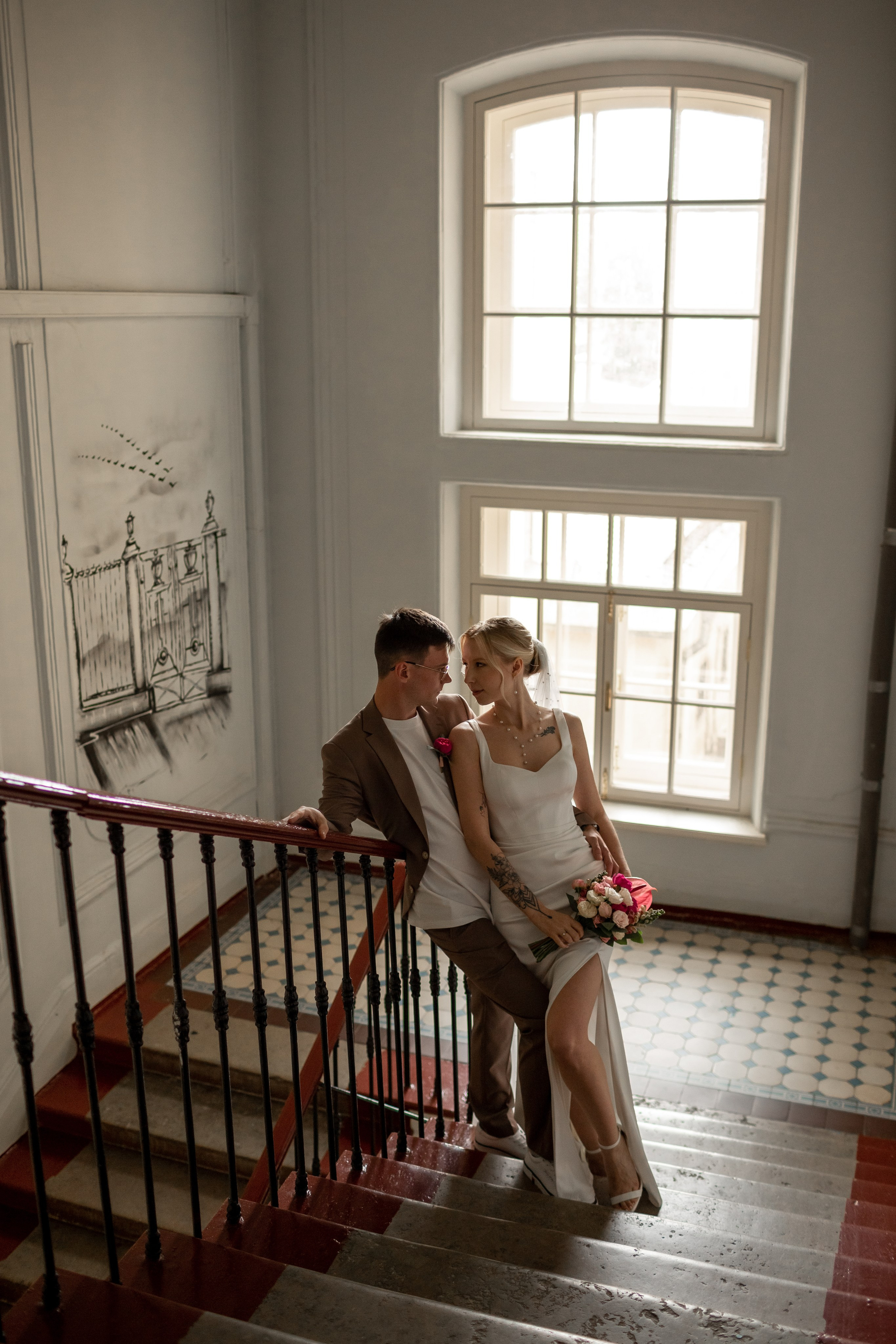 Свадебная фотосессия во дворцах Петербурга. Свадебный фотограф Кирилл Белый