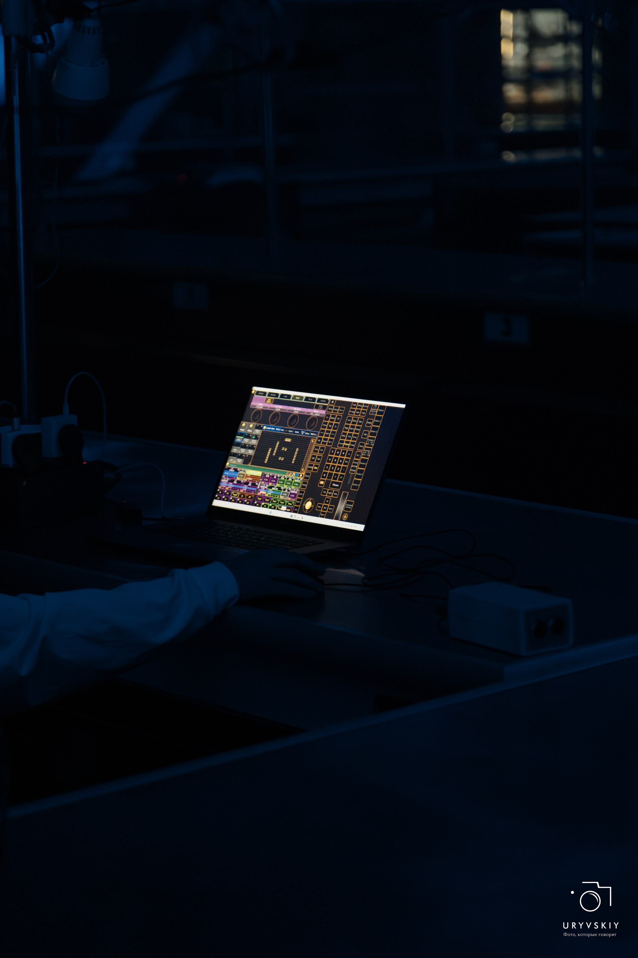 Рейв на Центральном рынке. Игорь Урывский. Фотограф Красноярск