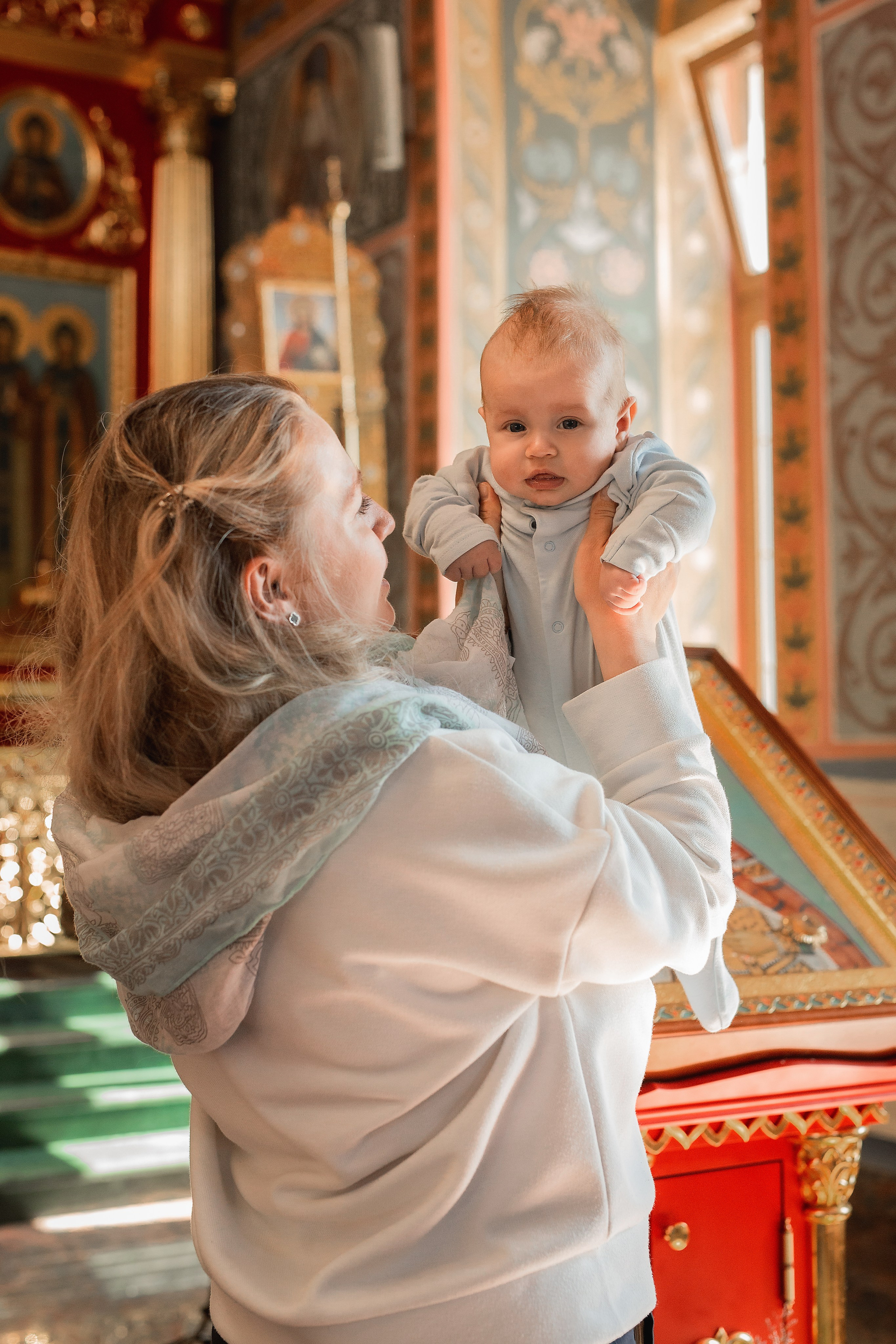 Крещение в храме Св. князя Георгия Всеволодовича. Фотограф беременности и семейный фотограф в Нижнем Новгороде Мила Шелест