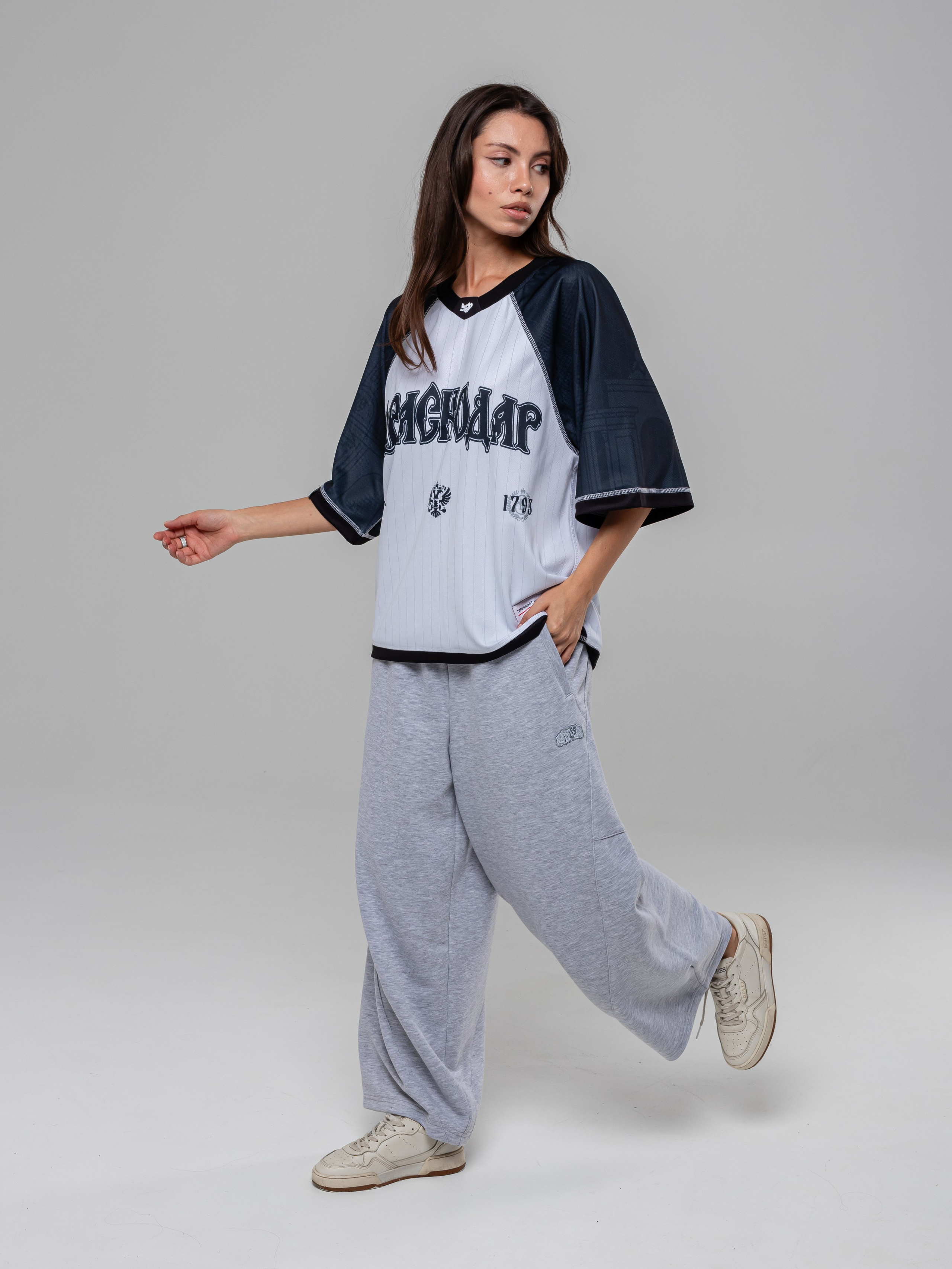 Худи и штаны. Фотограф в Краснодаре Арина Кудряшова