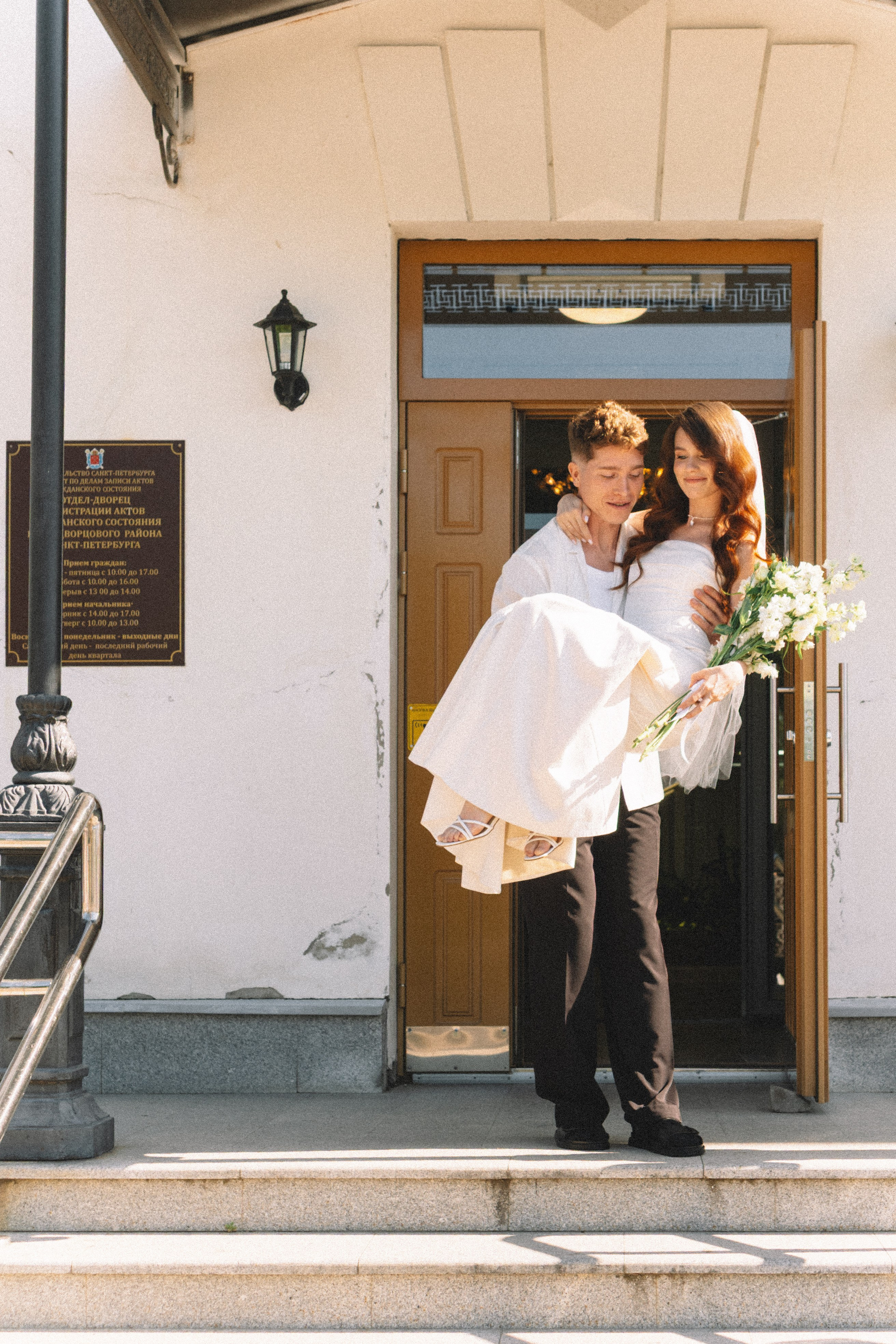 СВАДЕБНАЯ СЬЕМКА В ПЕТЕРГОФЕ И СЬЕМКА РЕПОРТАЖА В ЗАГСЕ ПЕТЕРГОФА. Профессиональный фотограф, Санкт-Петербург — Виктория Богомолова