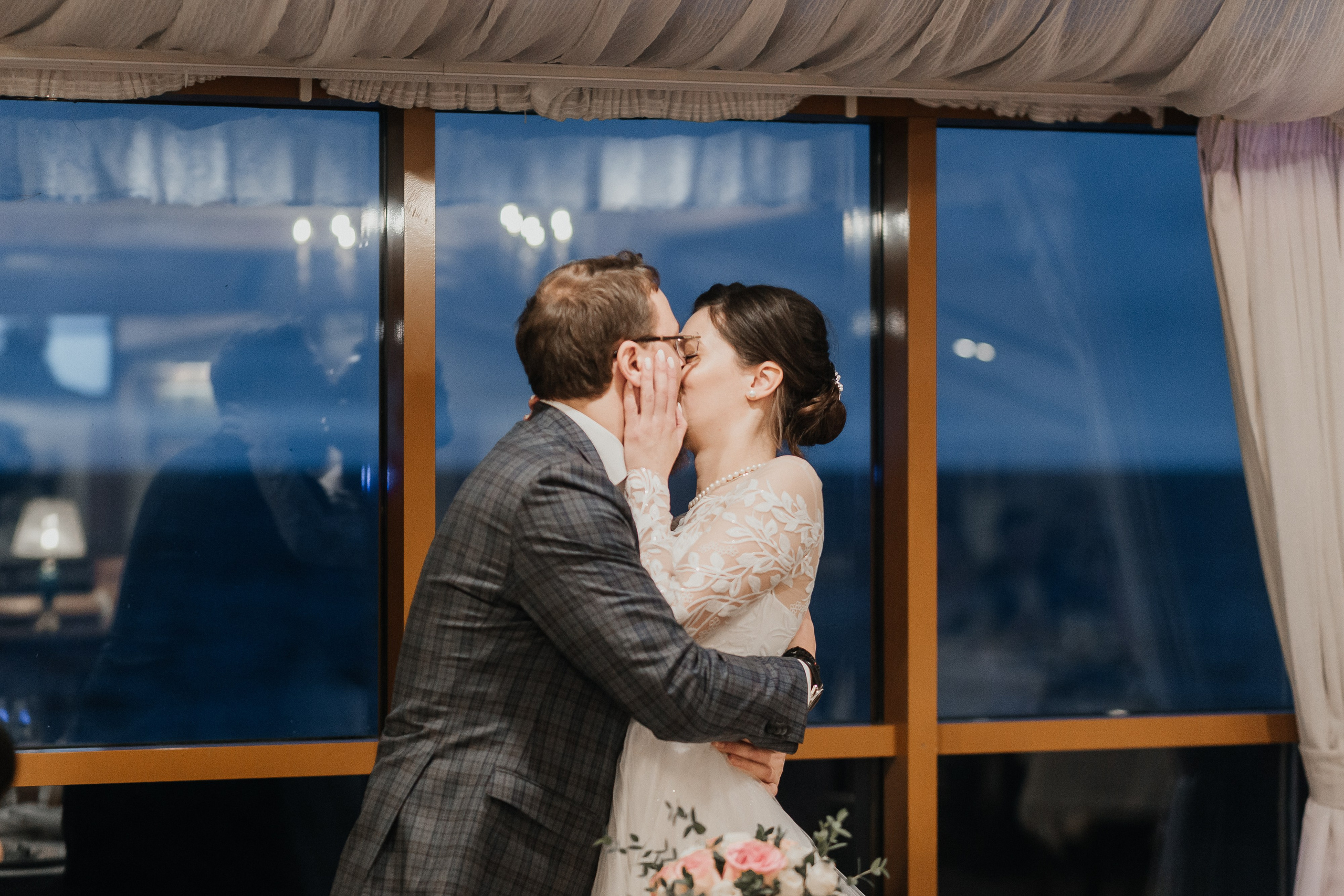 Кристина и Паша. Репортажный фотограф Анастасия Головко