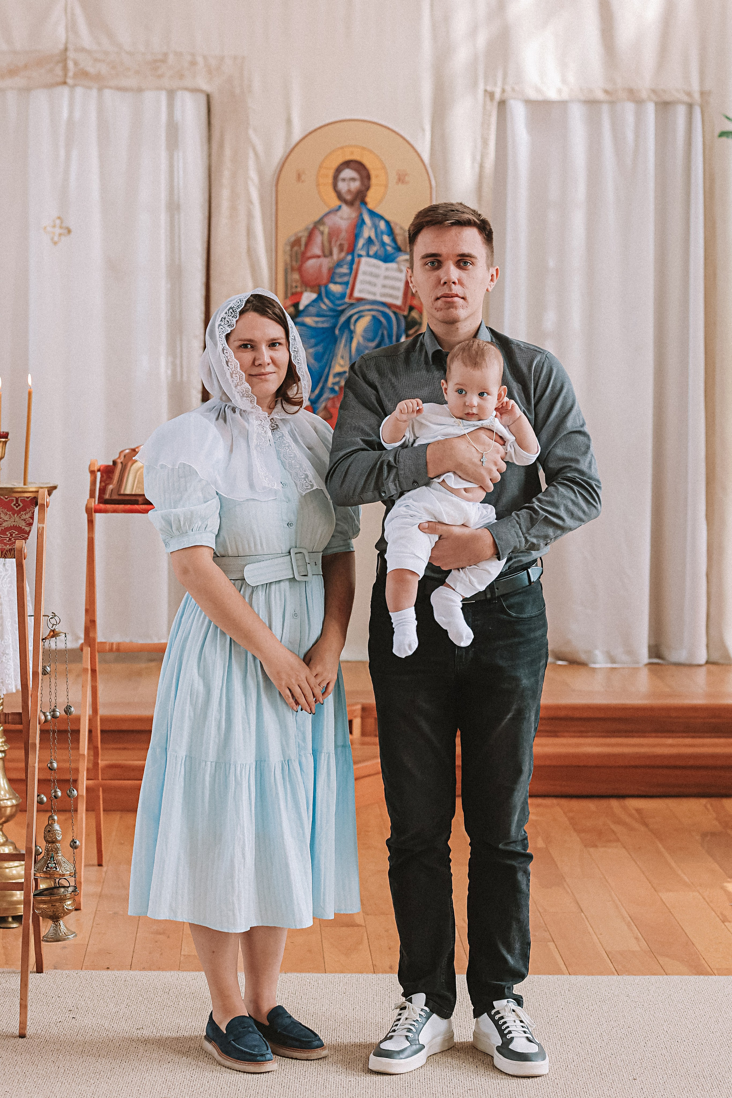 Крещение церковь около моста влюбленных. Семейный фотограф Тюмень, фотограф на роды Салмина Мария