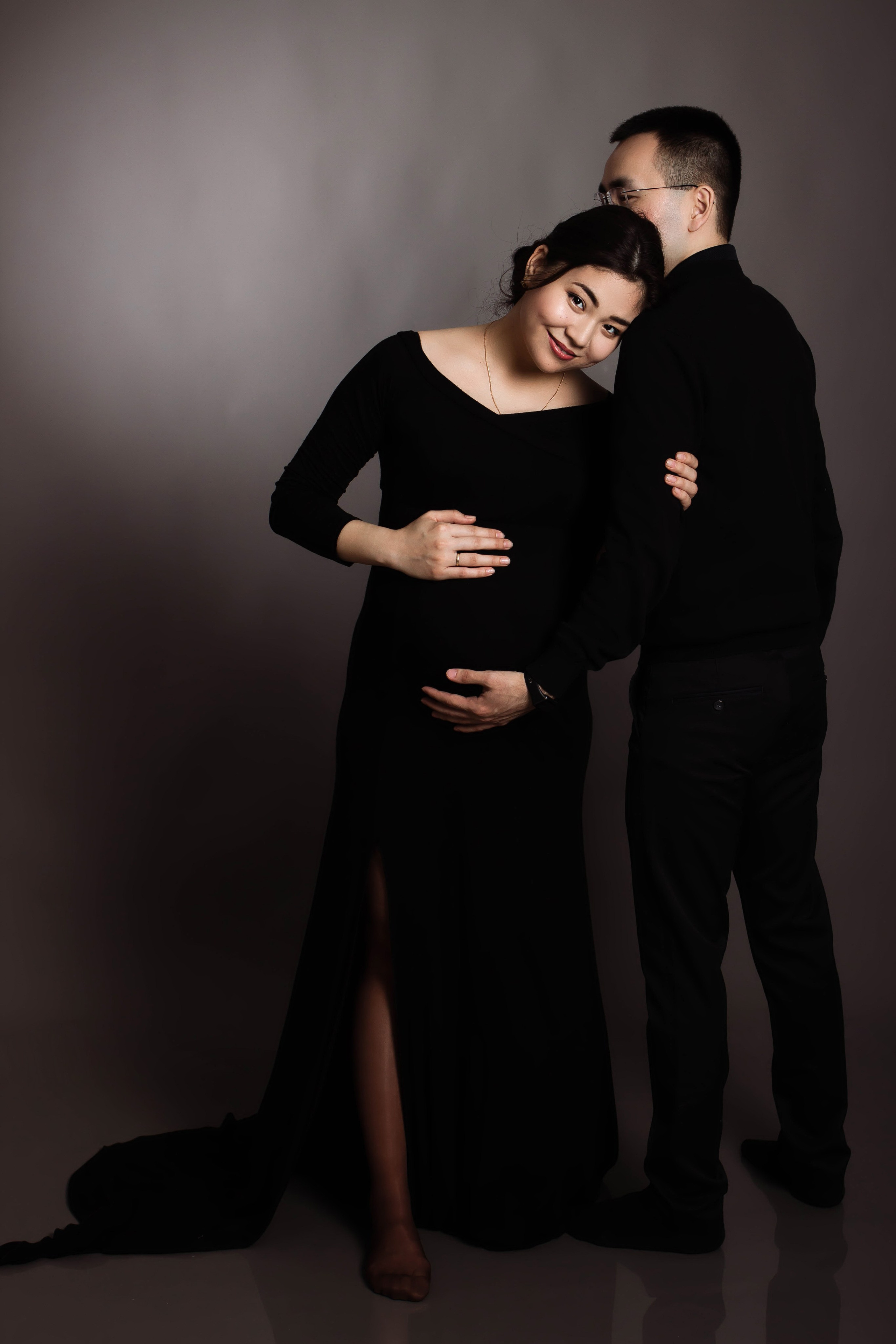 Семейная фотосессия в студии. Фотограф новорожденных в Новосибирске