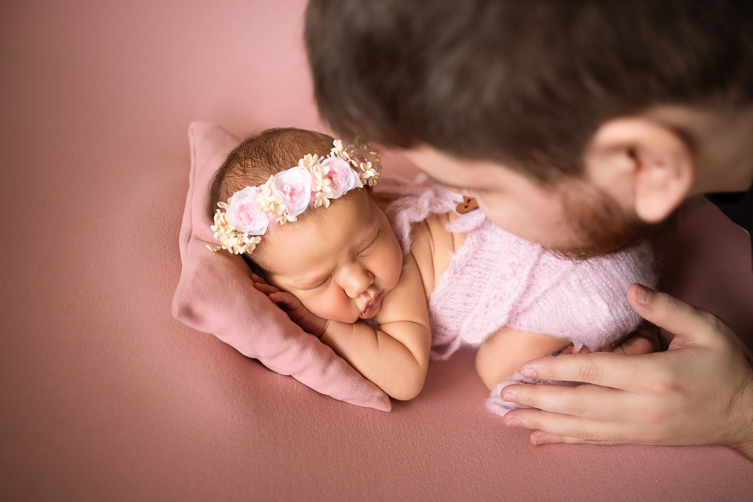 Фотосессия новорожденного. Фотограф новорожденных в Новосибирске