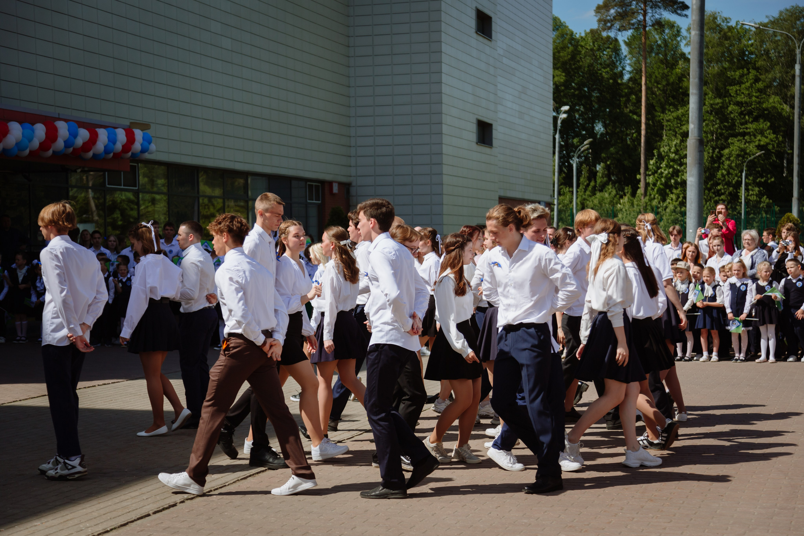 Последний звонок 2024 (2 часа фотосъемки). Профессиональный фотограф Надежда Антонова