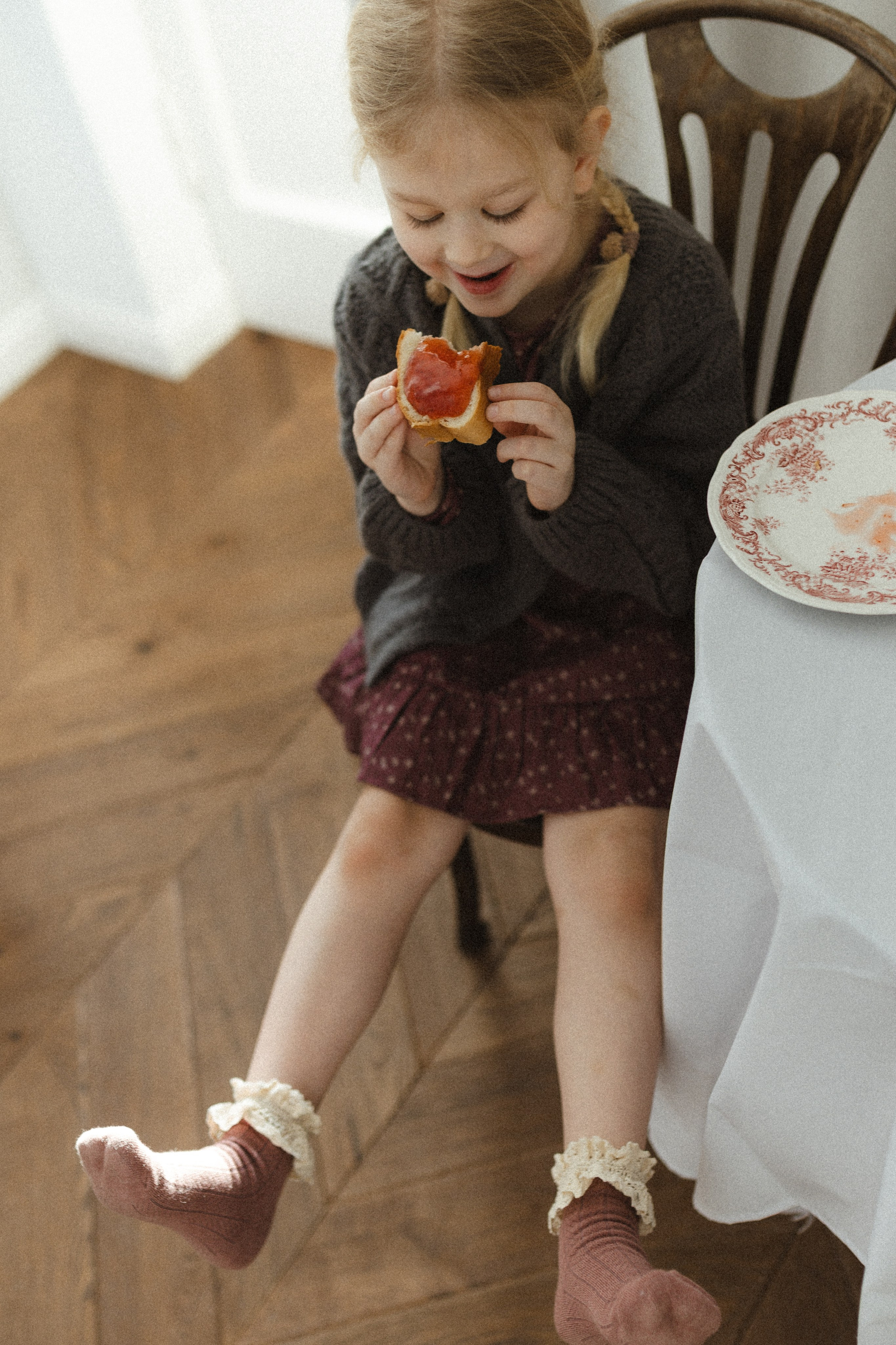 Лера Мира и клубничное варенье. Семейный фотограф в Москве Алина Савченко