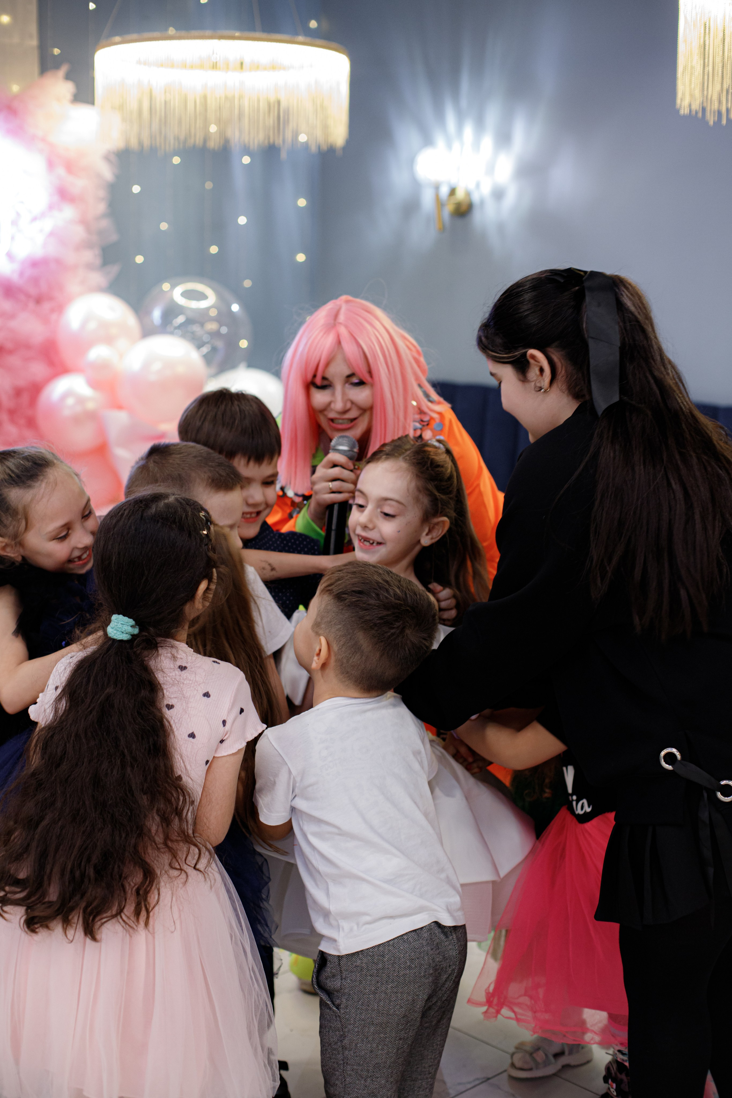 ASIA'S BIRTHDAY PARTY. Photokarish