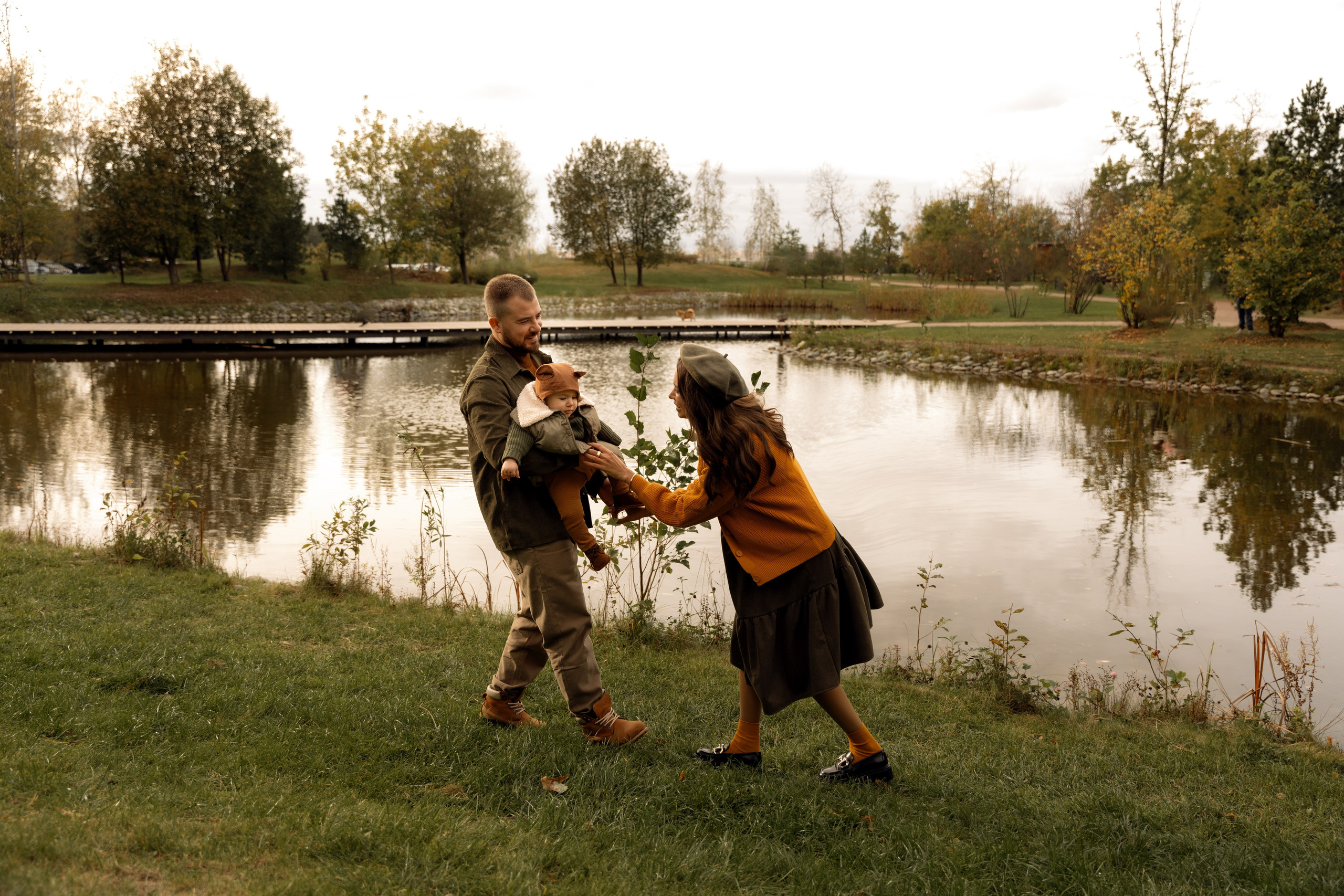 Осень в парке. Семейный фотограф Москва. Фотограф беременности и материнства Москва