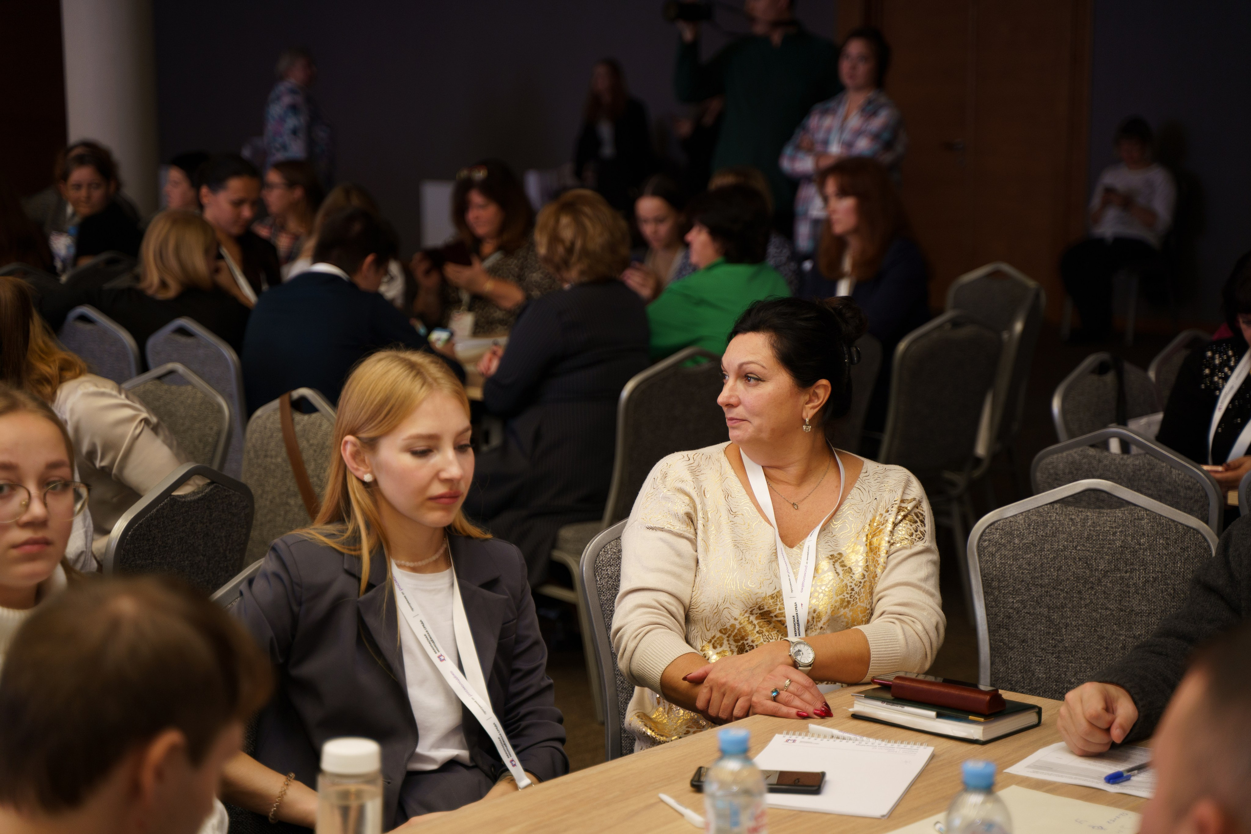 Окружной семинар в сфере профилактики от Росмолодежи в Амаксе 2024. Фотограф Надежда Погребняк | Рязань | Москва