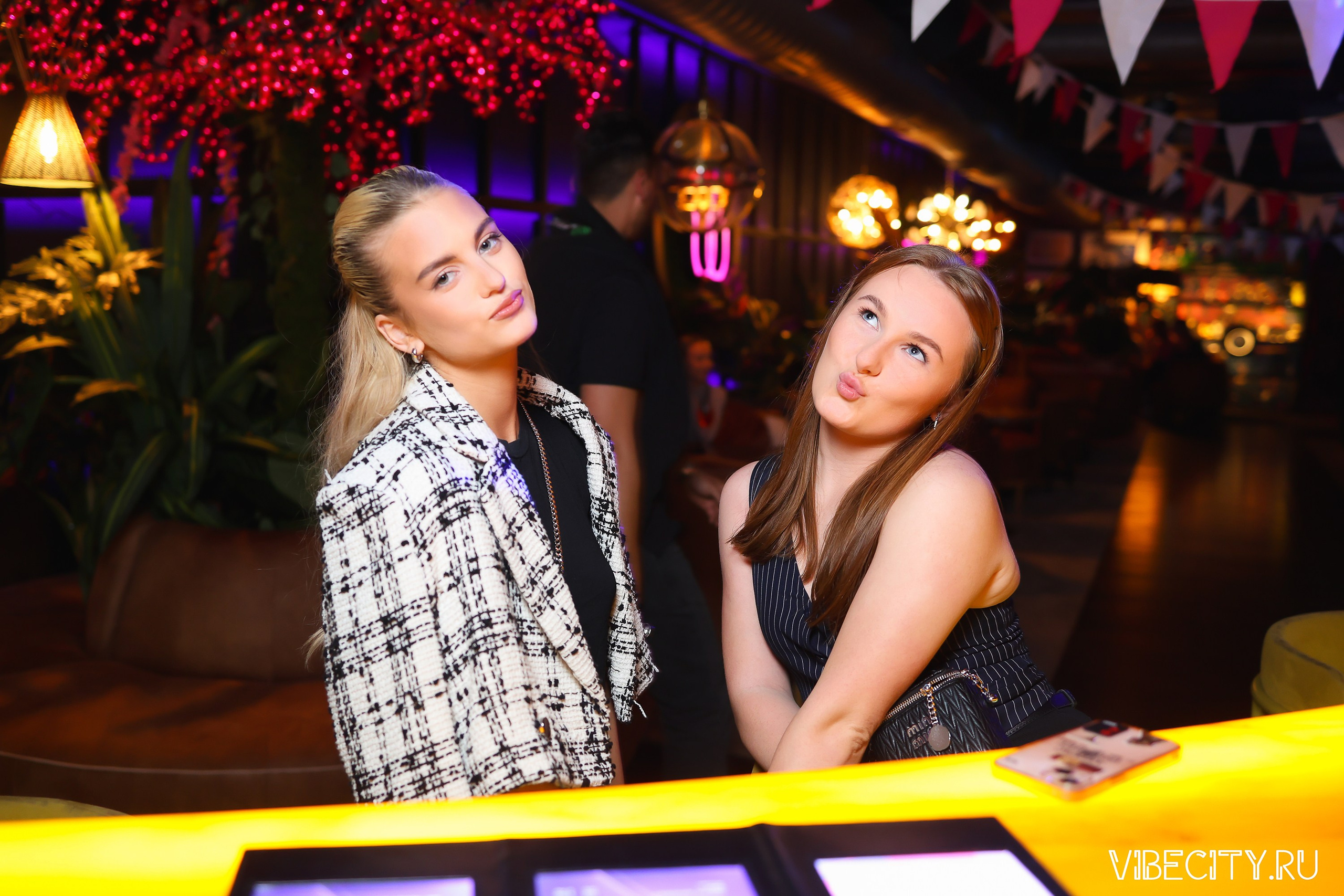 DOUBLE U. VIBECITY.RU Вайб Сити Ру Фоторепортажи Фотоотчеты Калининград