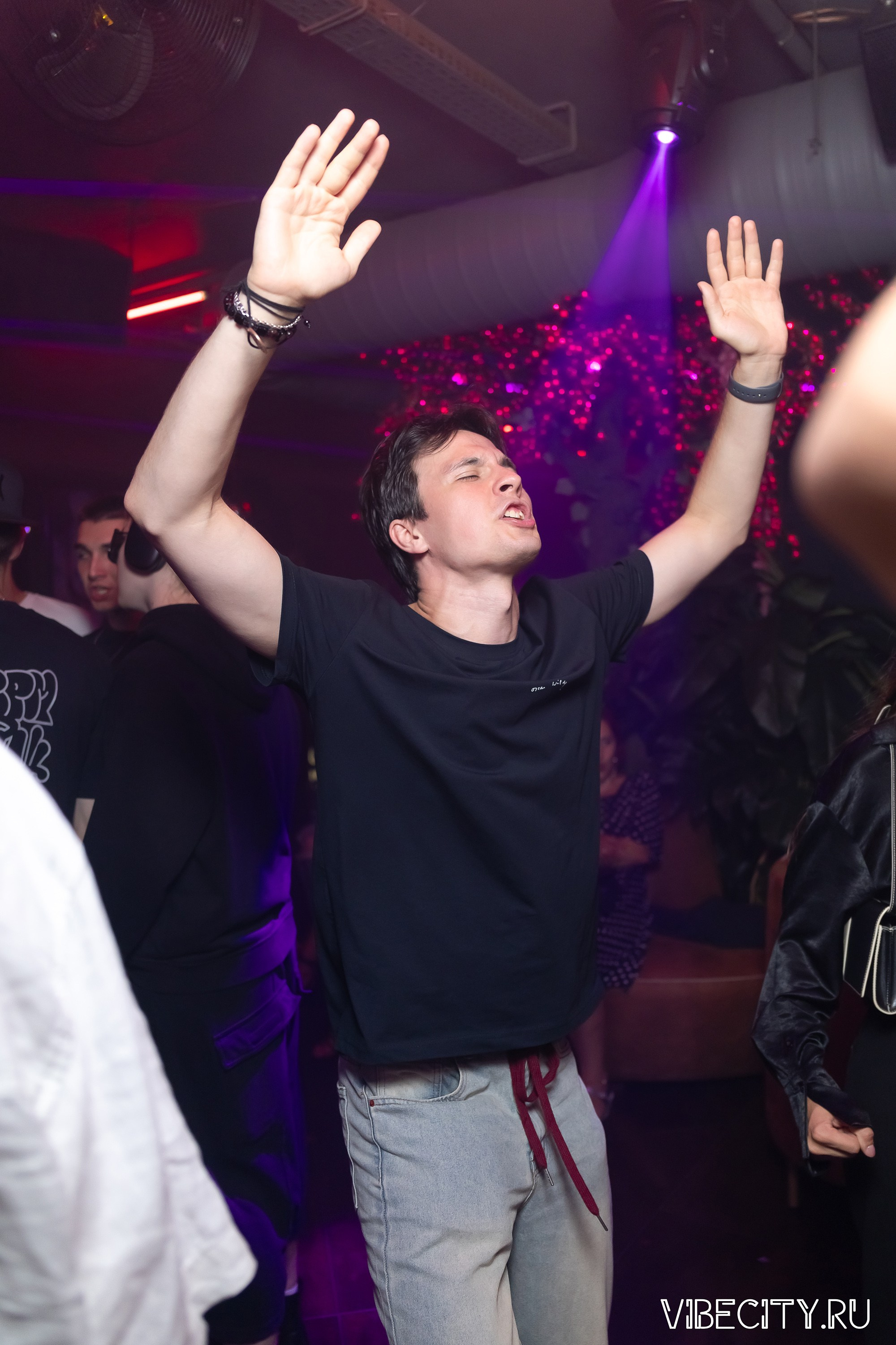 DOUBLE U. VIBECITY.RU Вайб Сити Ру Фоторепортажи Фотоотчеты Калининград