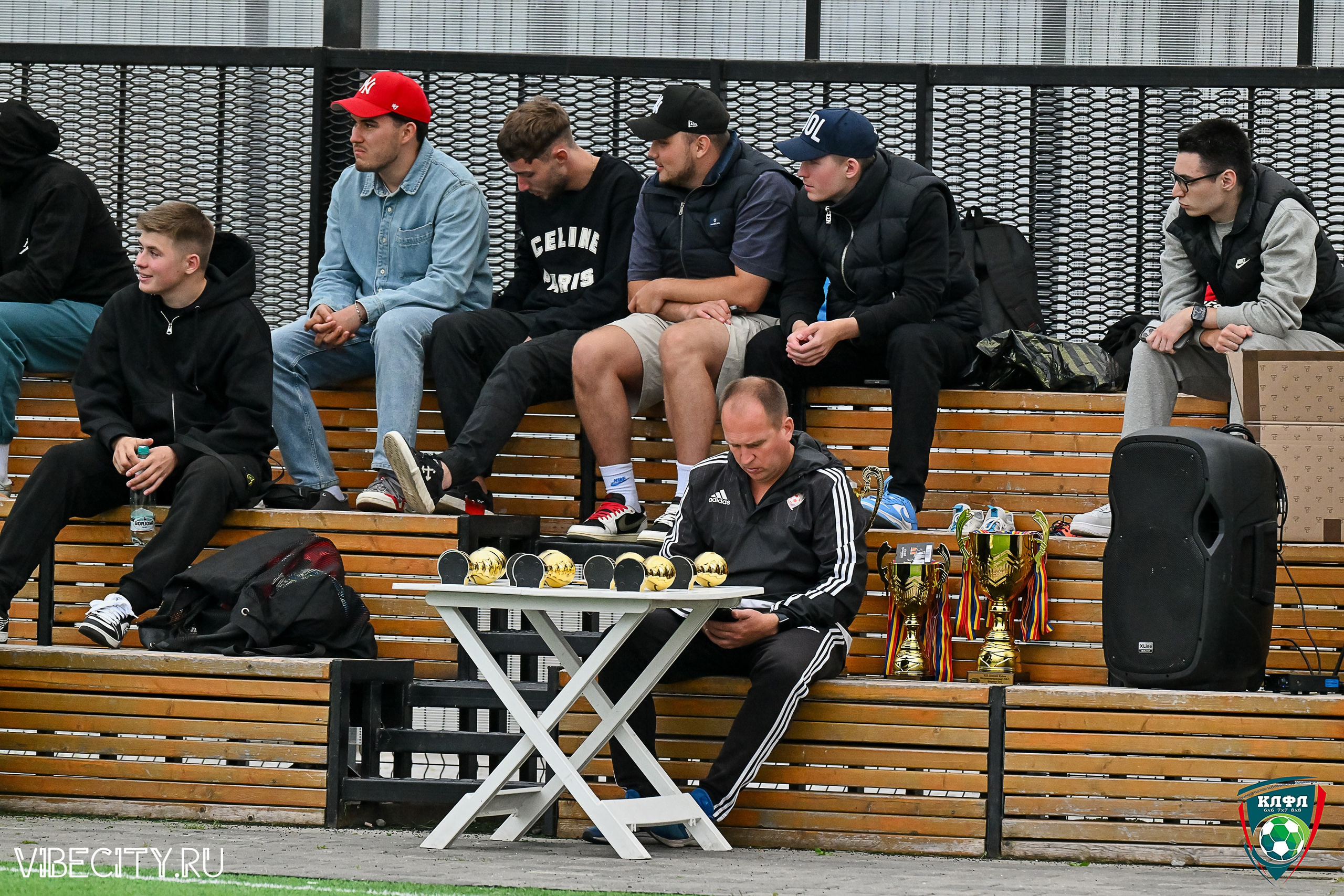 ФИНАЛЬНЫЕ МАТЧИ ПЛЕЙ-ОФФ XXl ЛЕТНЕГО КУБКА КАЛИНИНГРАДСКОЙ ЛФЛ. VIBECITY.RU Вайб Сити Ру Фоторепортажи Фотоотчеты Калининград