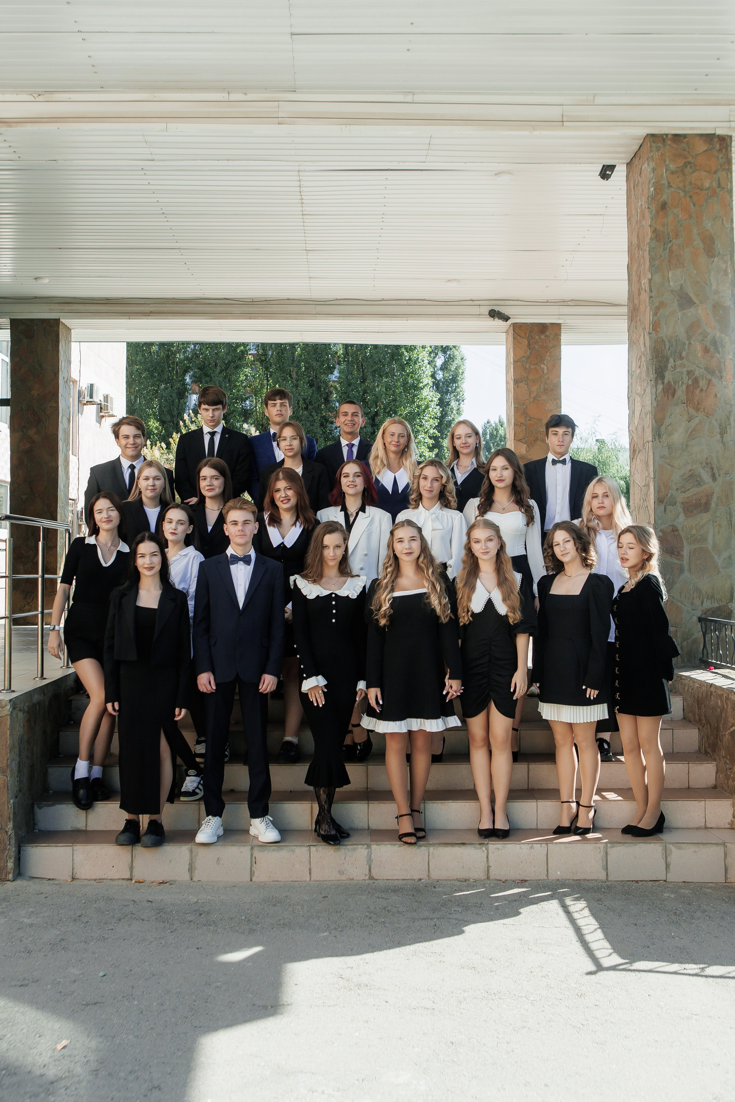 Гимназия 12 11 А 2024. Свадебный и портретный Фотограф в Липецке Дмитрий Котюков