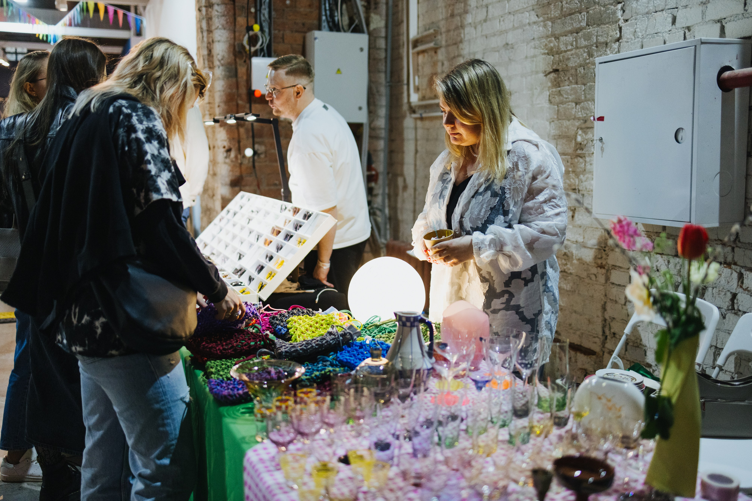 28–29 апреля 2024 в Типографии Сытина / День 1/ фото Валерий Белобеев. Фотоотчеты «Ламбада-маркета»
