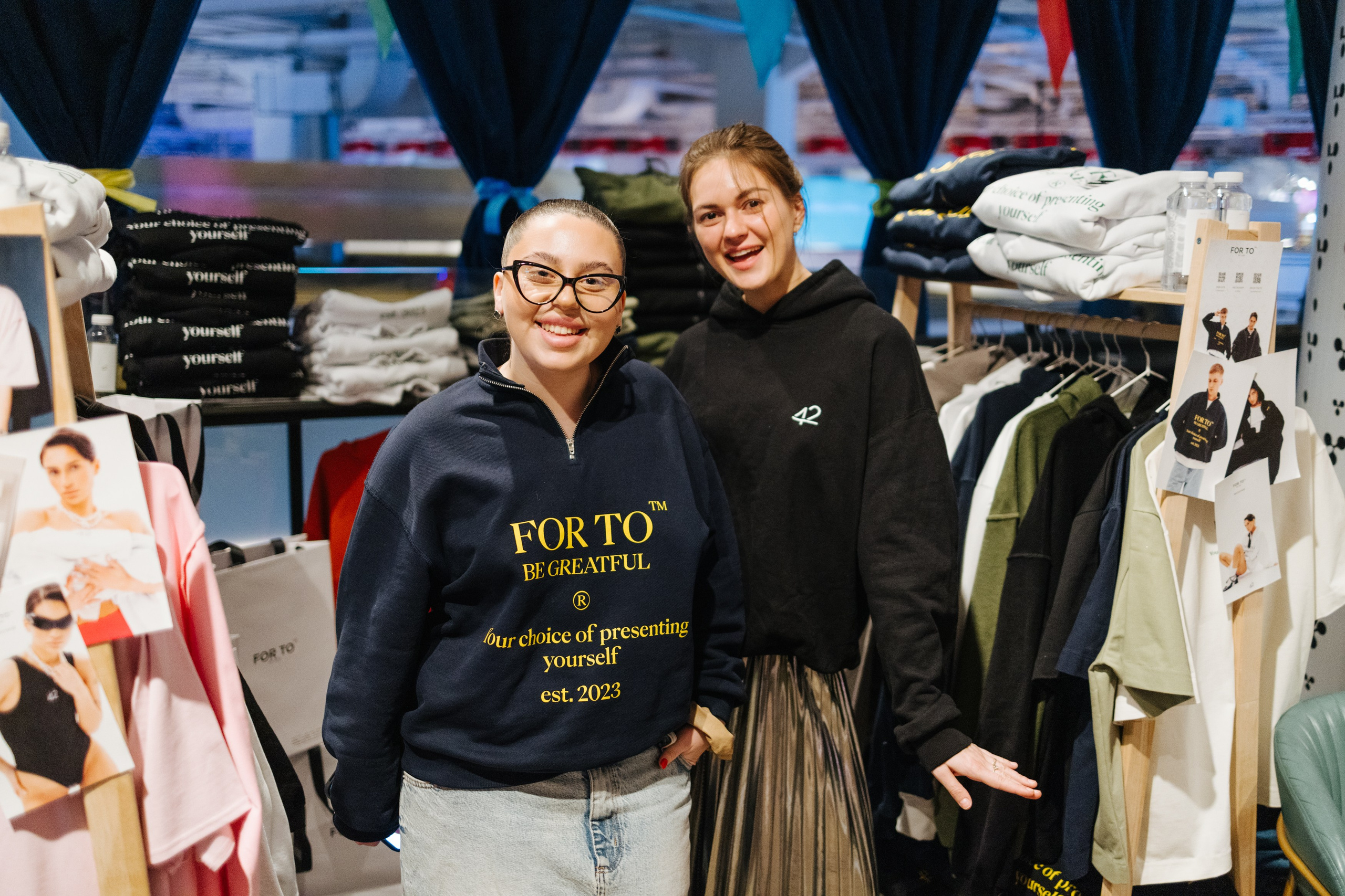 2–3 марта 2024 в пространстве «Три вокзала. Депо» / День 1 / фото Валерий Белобеев. Фотоотчеты «Ламбада-маркета»