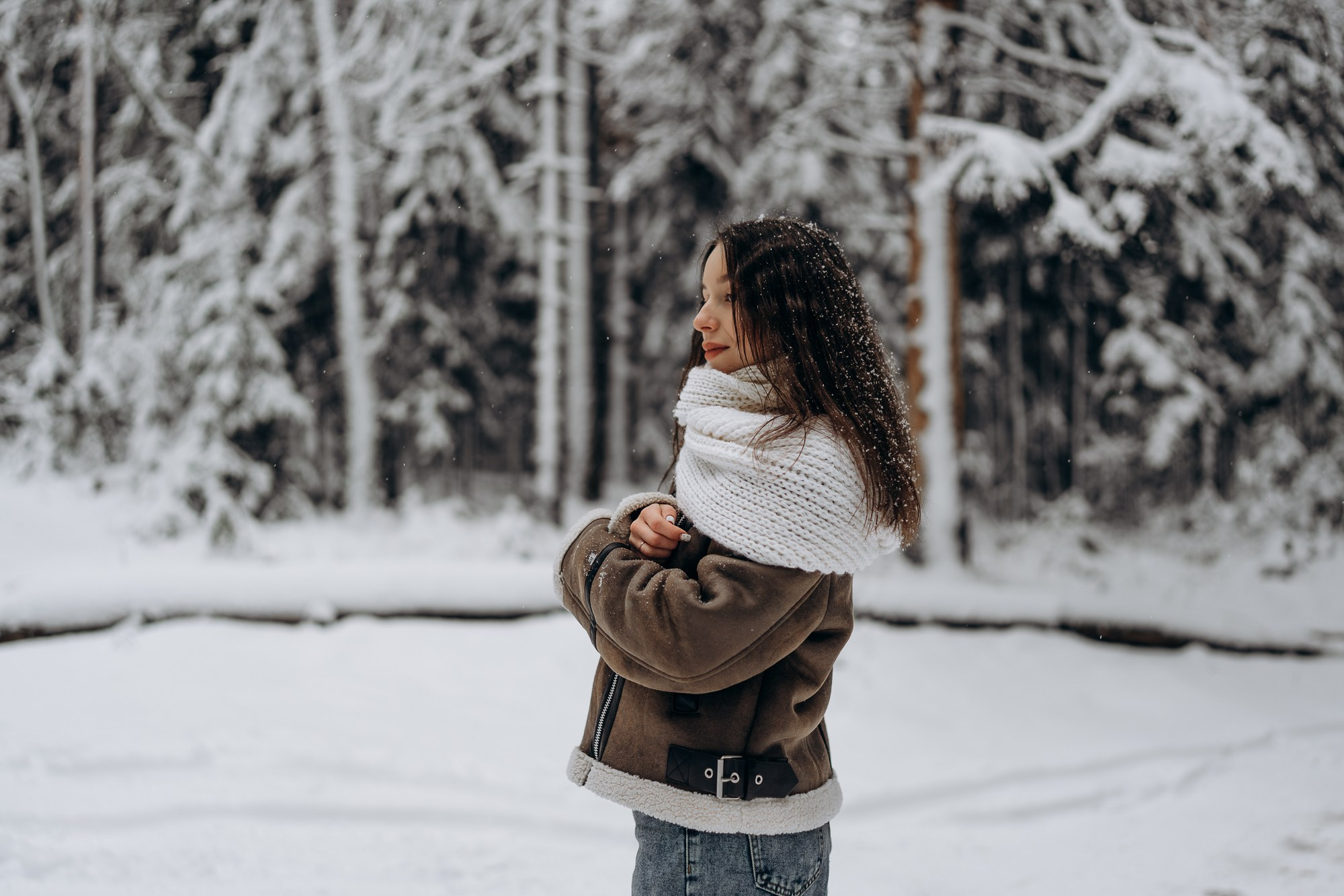 Зимняя фотосессия для девушки с собакой. Свадебный и репортажный фотограф в Ярославле Евгений Сальников