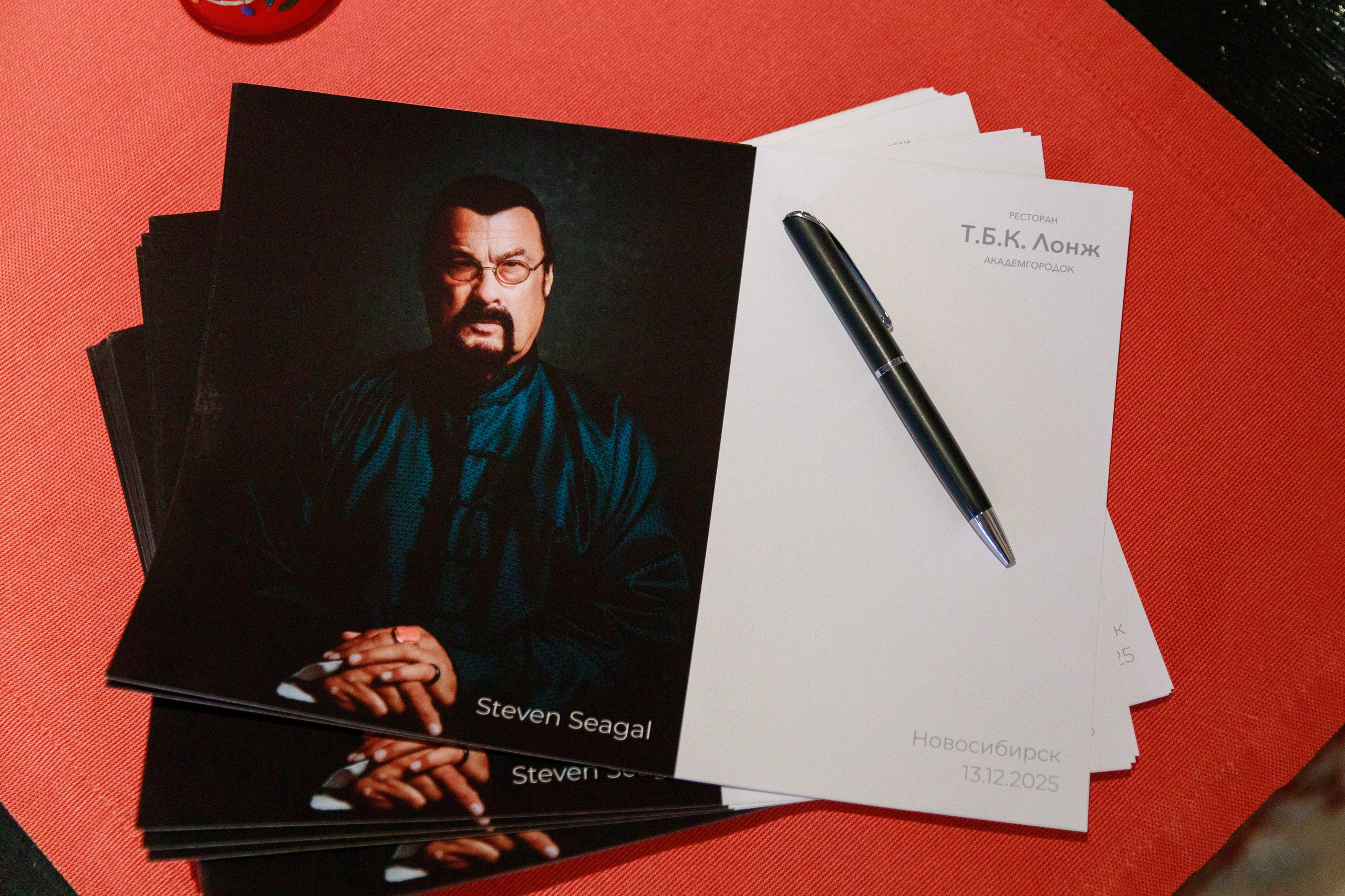 Стивен Сигал в Новосибирске. Репортажный фотограф в Новосибирске Алена Помазунова