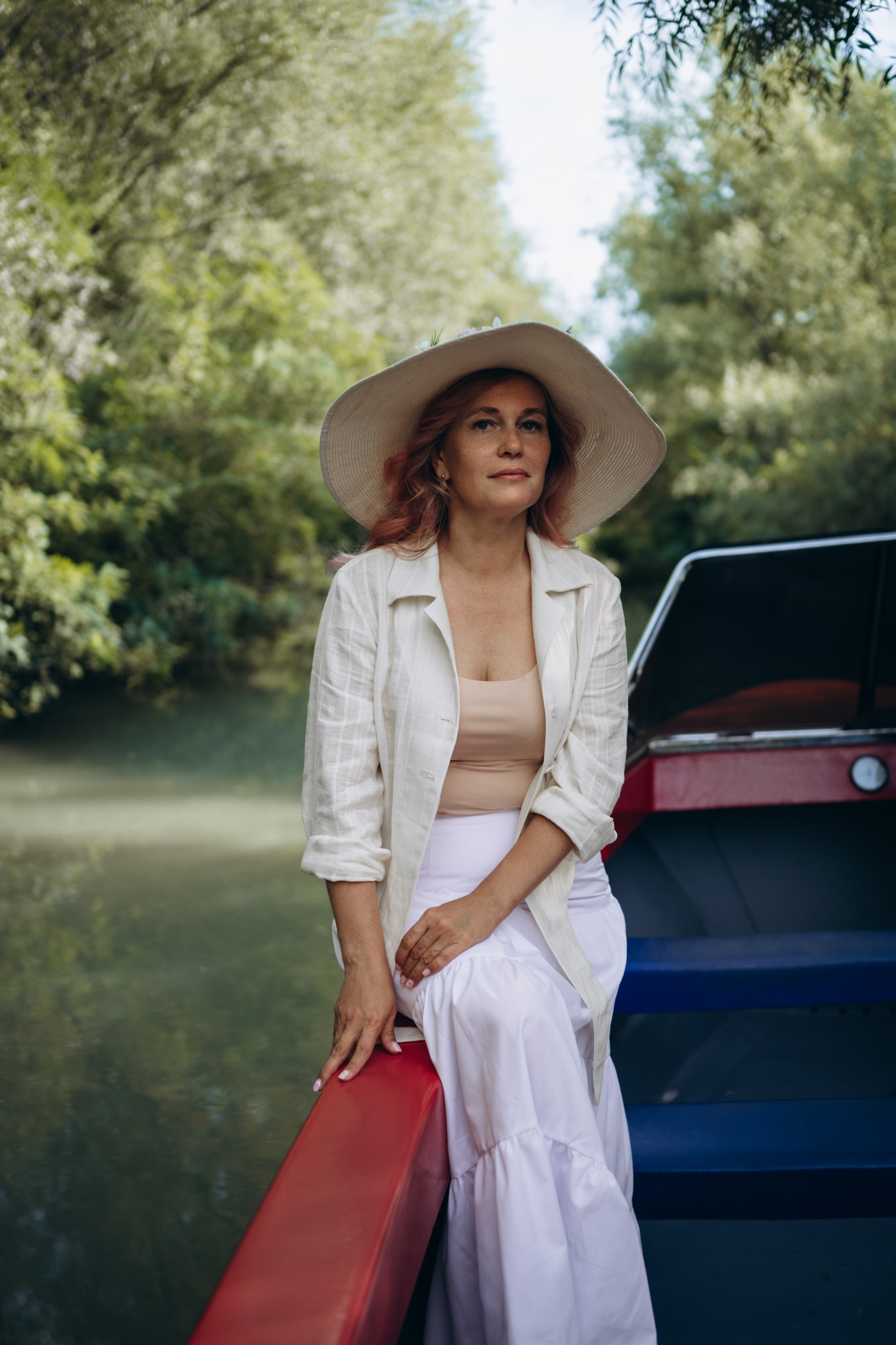 Лада и лотосы. Фотограф Горбенко Анна