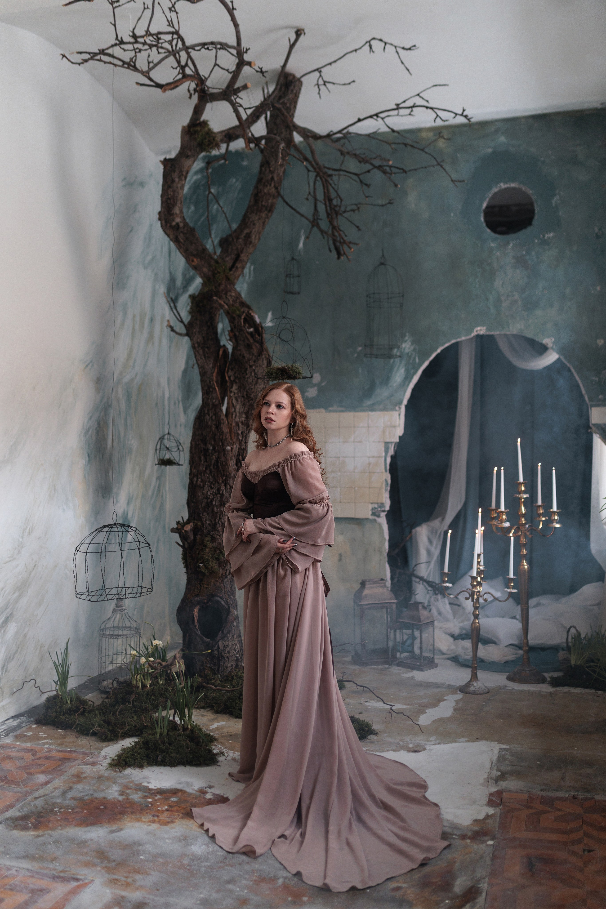 Корсет коричневый с чашками. Лиза Бродская — фотограф в Москве