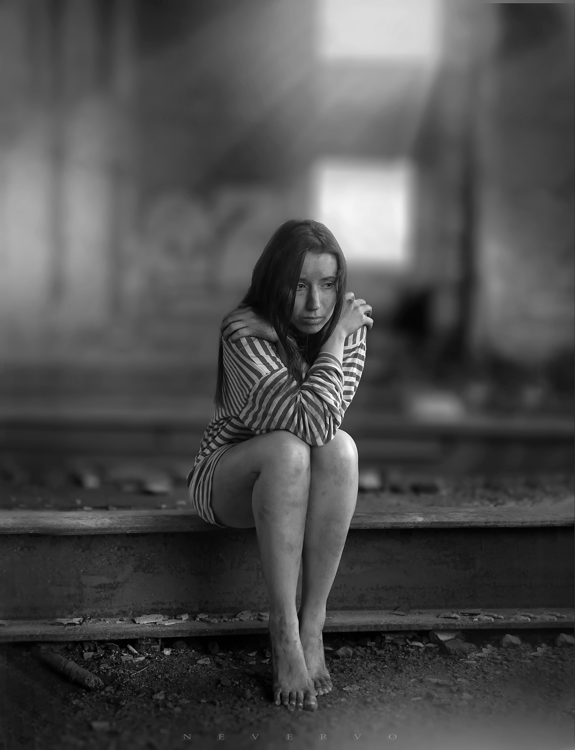 Черно-белая фотосъемка. B&W съемка в Москве. ЧБ фотограф Олег Голишник. Арт-фотограф Олег Голишников. Творческая мастерская