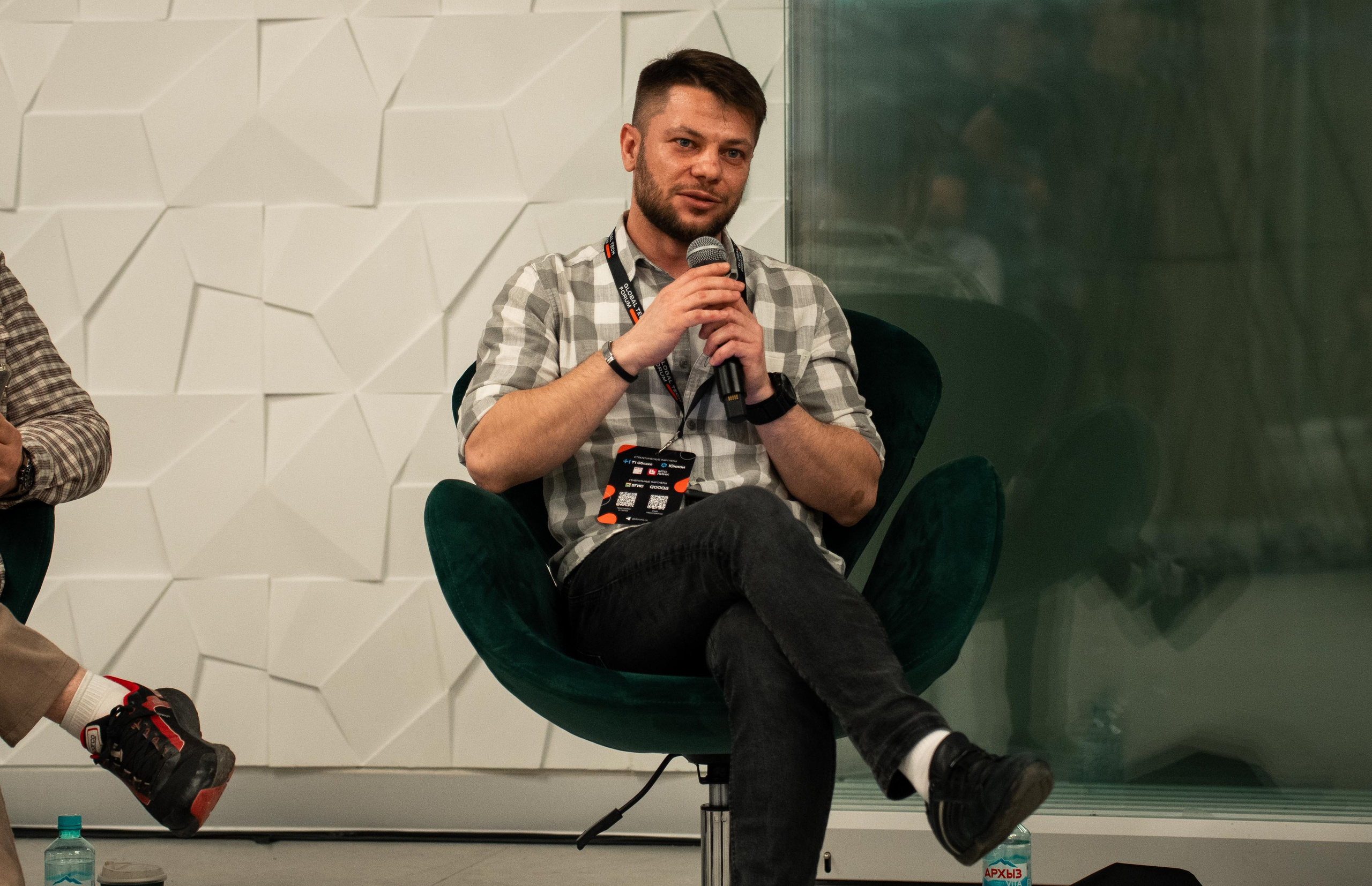 Global Tech Forum 27.03.2026. Коммерческий и художественный фотограф и видеограф в Москве Арсений Тургенев