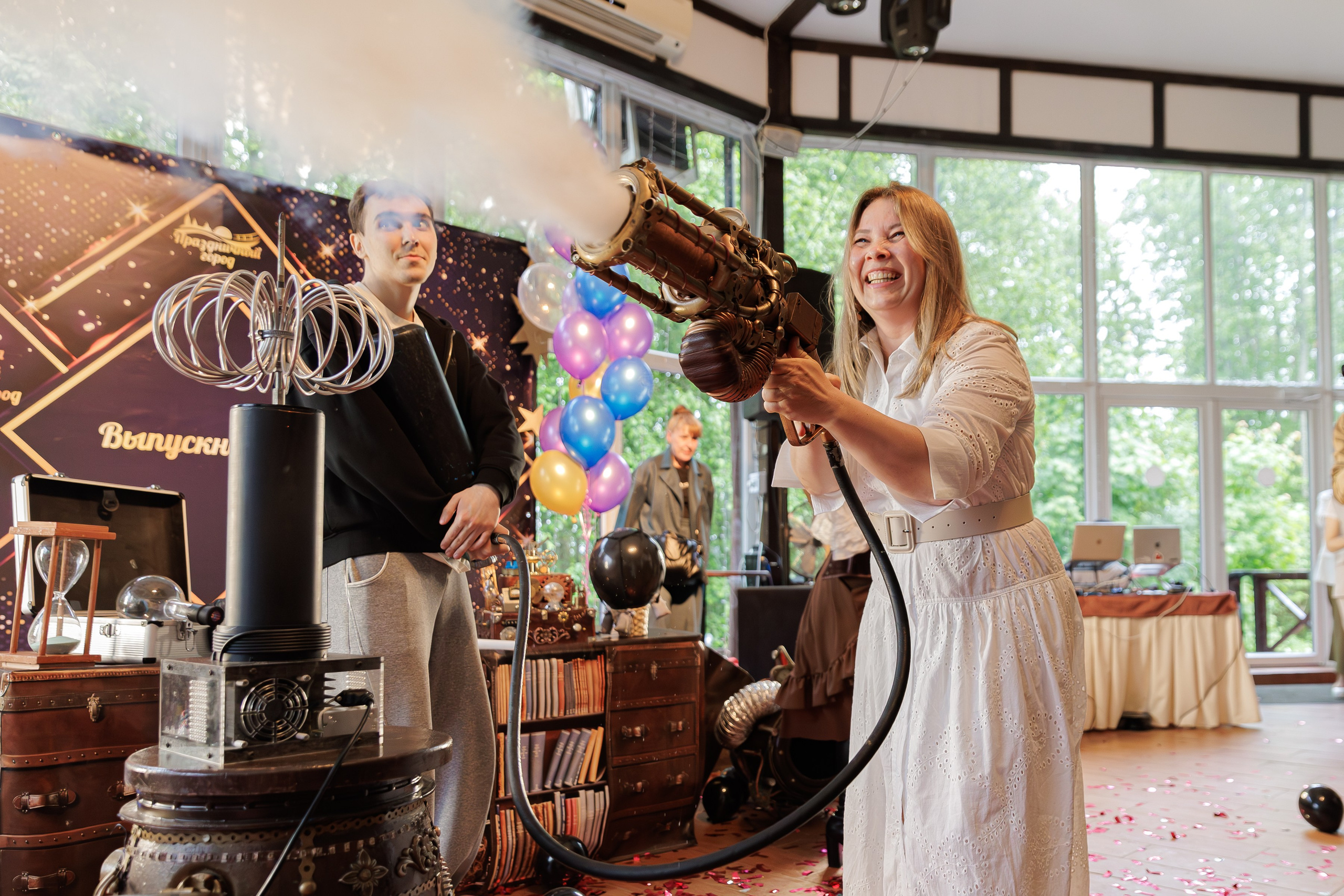 Драгунский выпускной. Маша Гонтарь Семейный домашний репортажный фотограф в Санкт-Петербурге