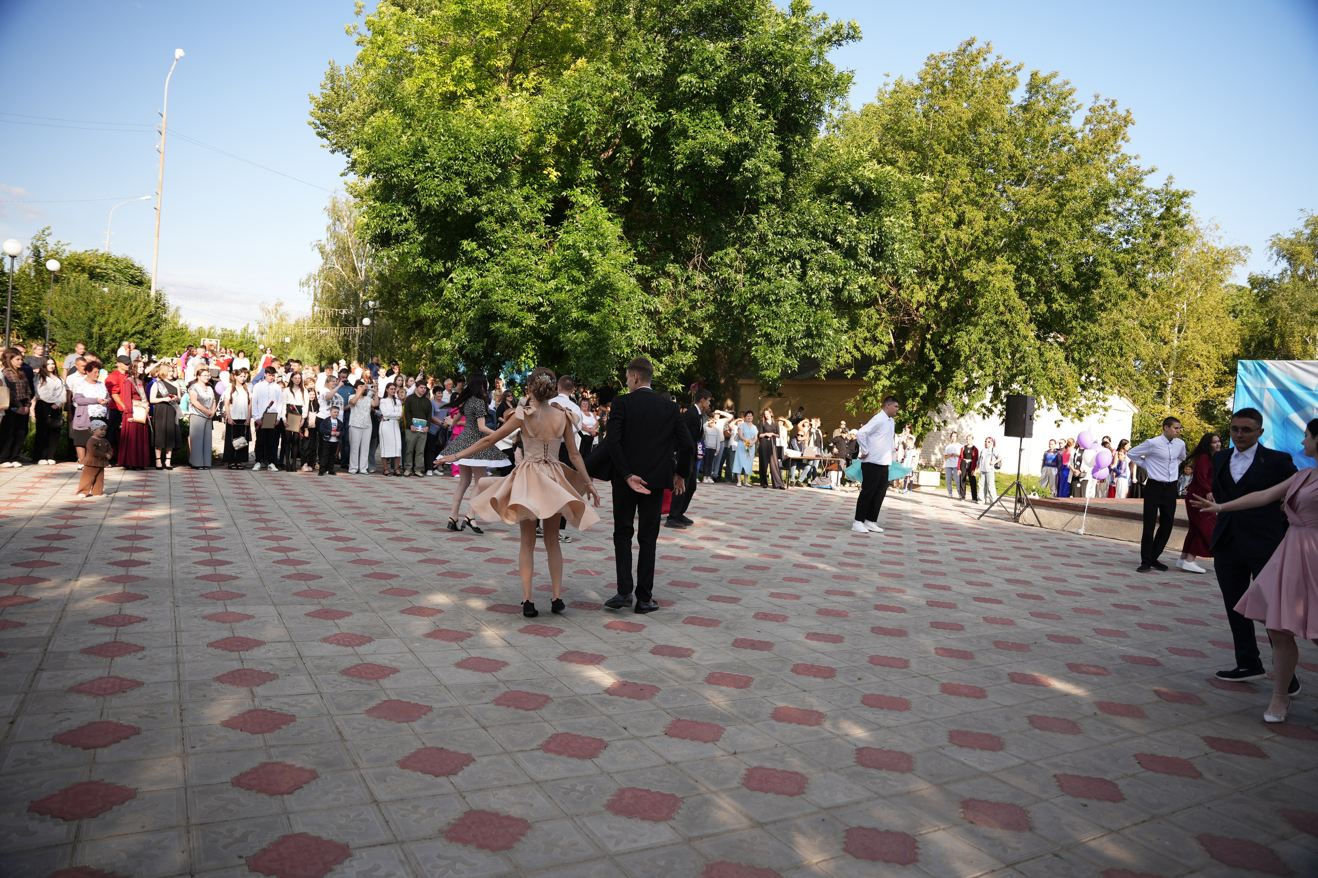 Выпускной в парке. Ольга Плаксина фотограф в Саратове
