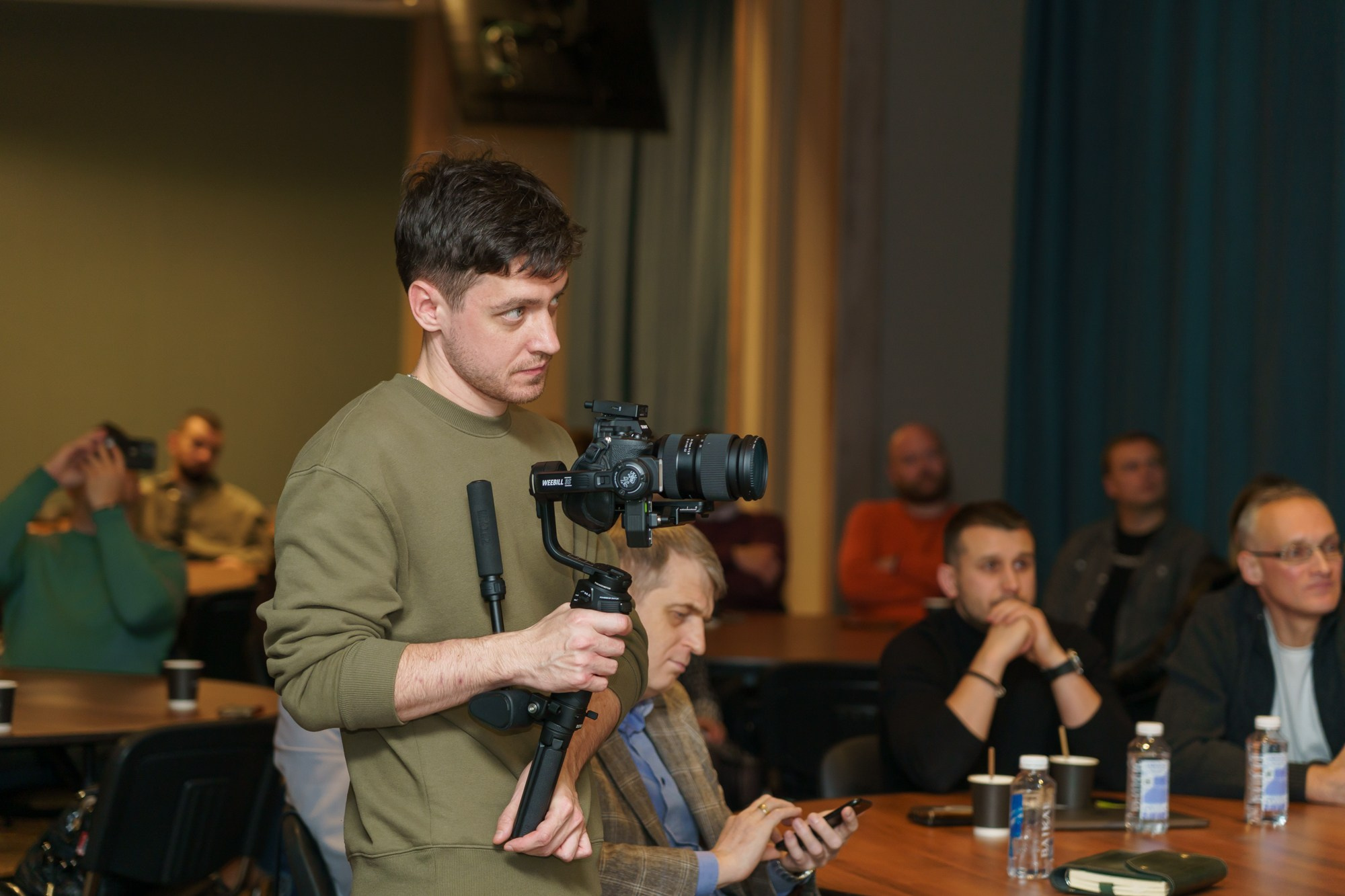 Выступление спикера. Photomantis