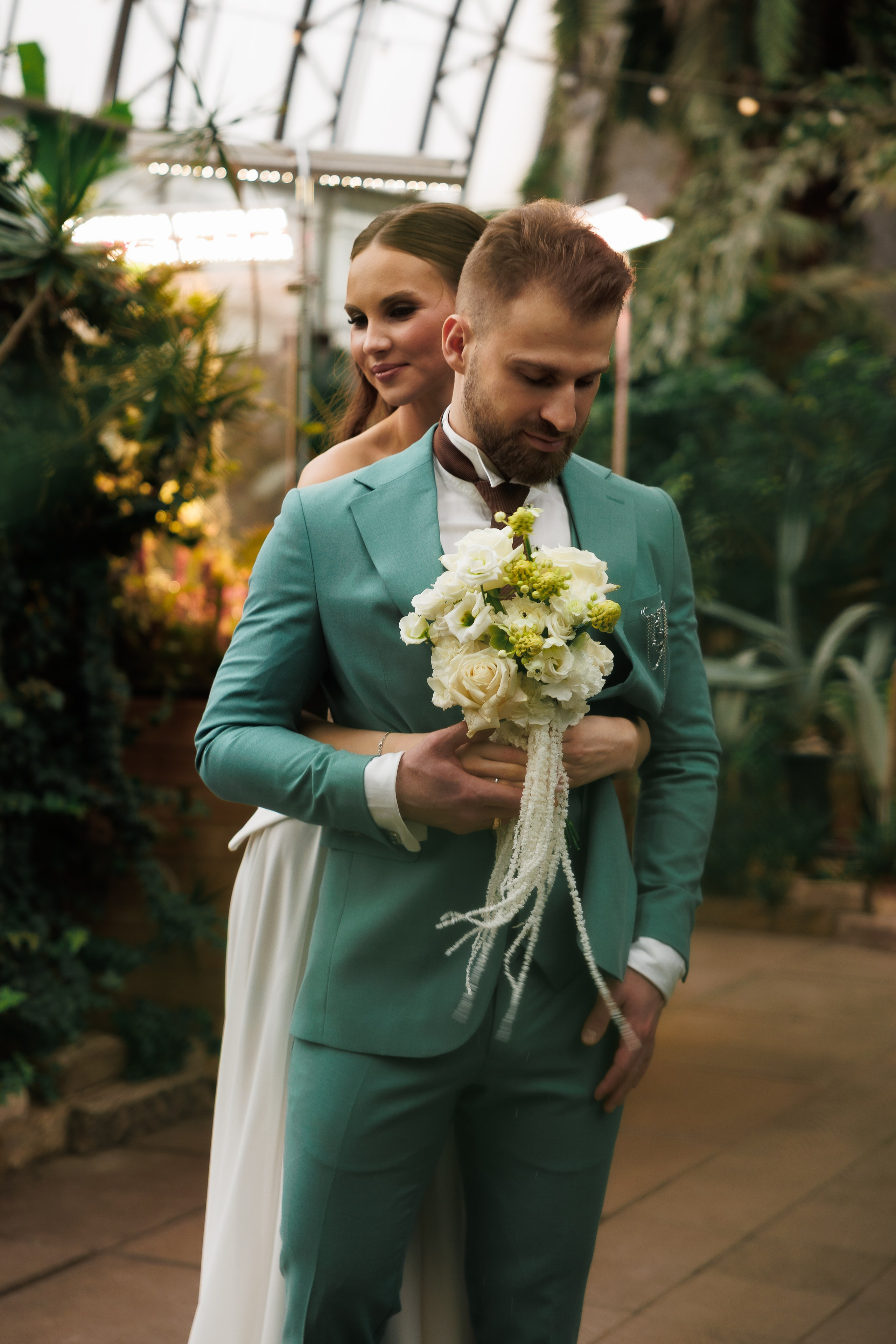 Свадебная прогулка в оранжерее. Питер. Свадебный и семейный фотограф в Москве Красинская Мария