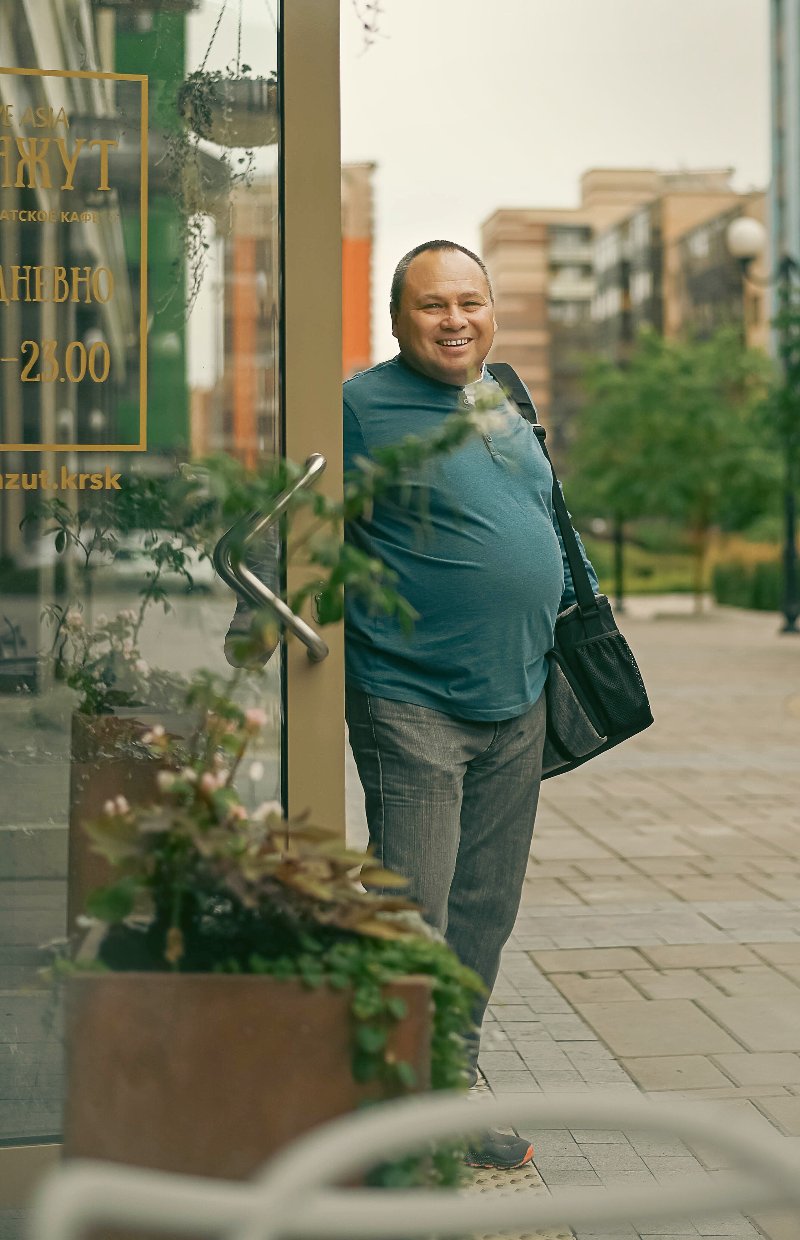 Вячеслав бульвар Экзюпери. Фотографы крещения/венчания  Красноярск Татьяна и Вячеслав Переваловы