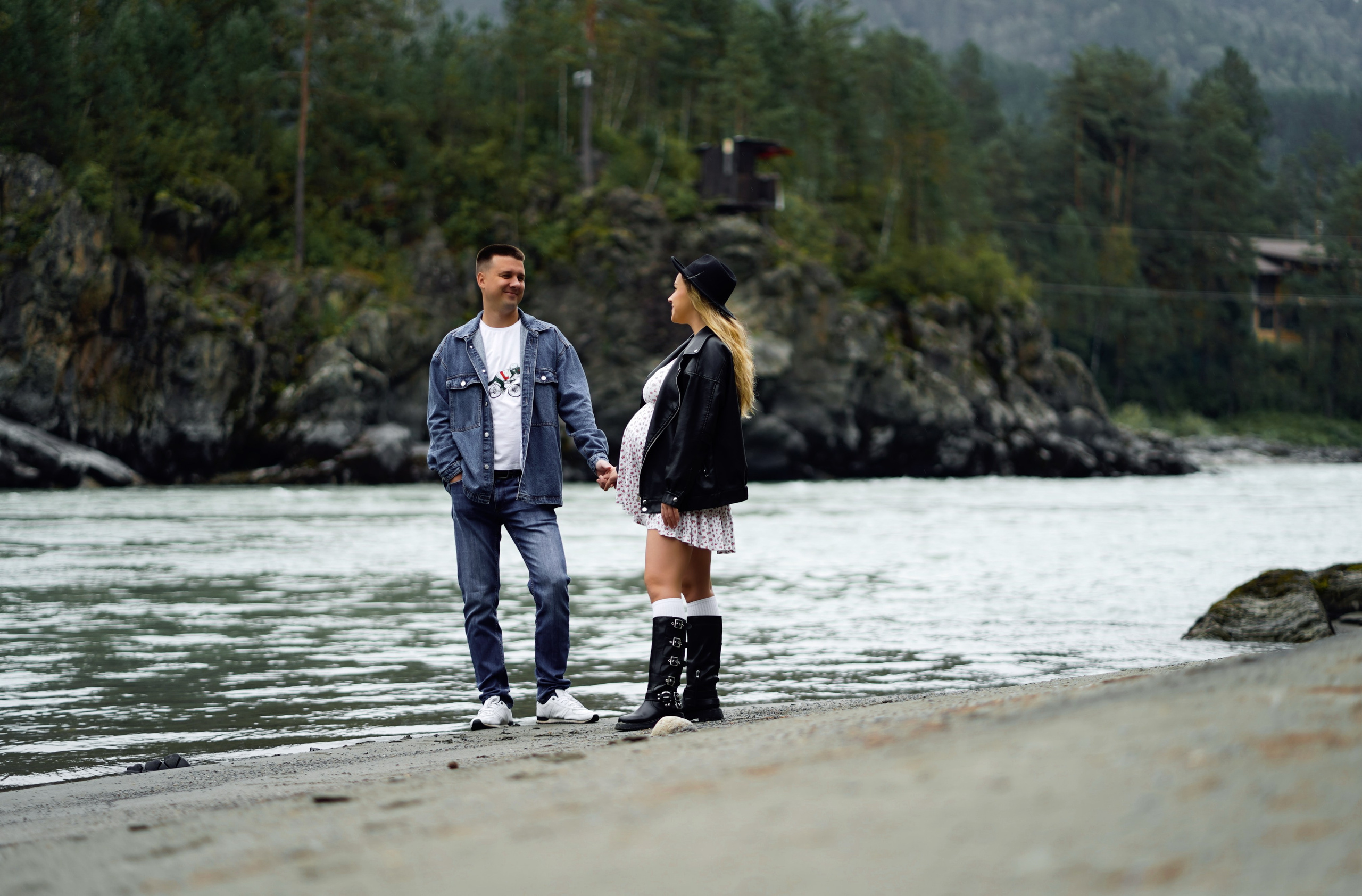 Семейная фотосессия «В ОЖИДАНИИ ЧУДА». Выездной фотограф-видеограф в Республике Алтай Солоны Куюкова