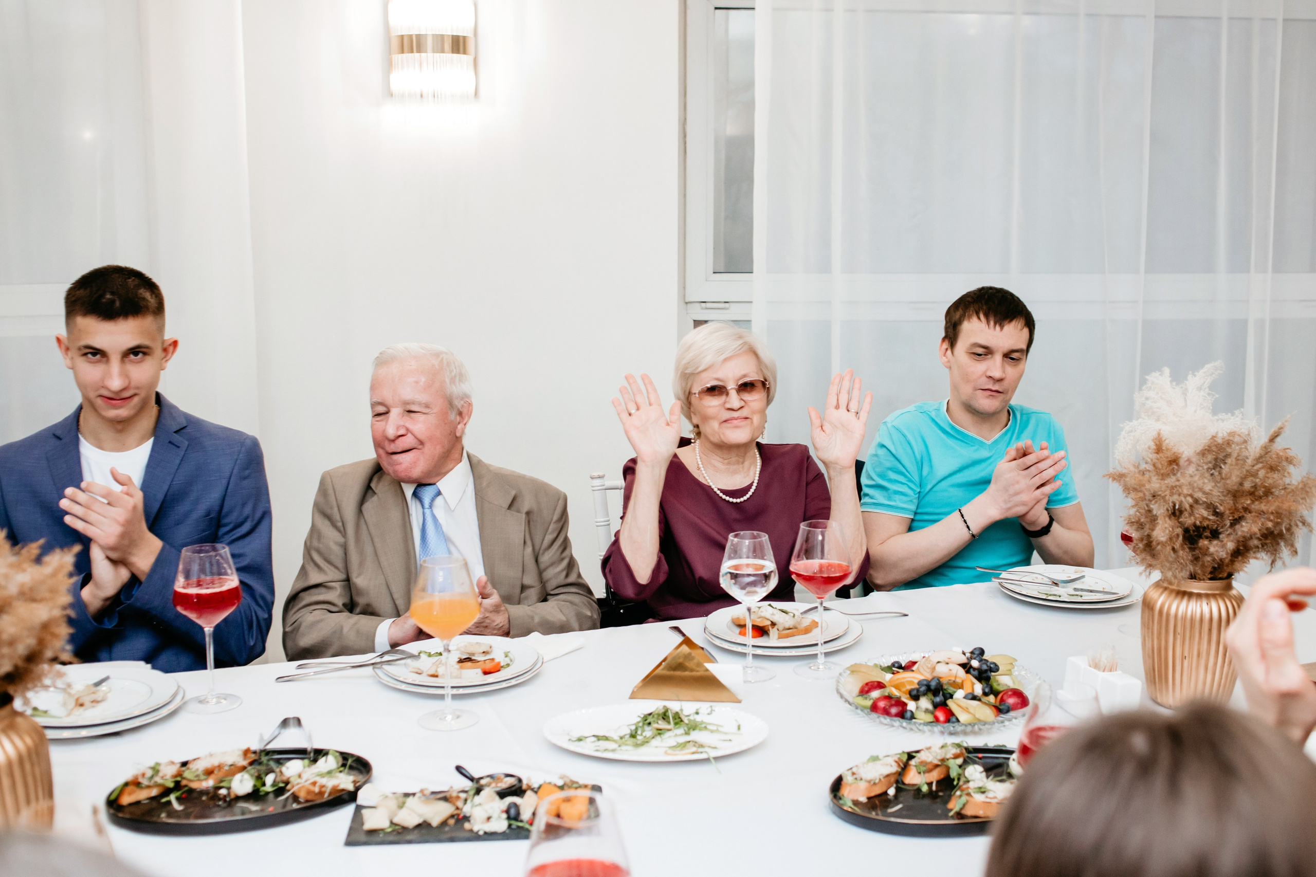 Свадебный банкет Анна и Дмитрия. Фотограф в Челябинске Ополихина Анна