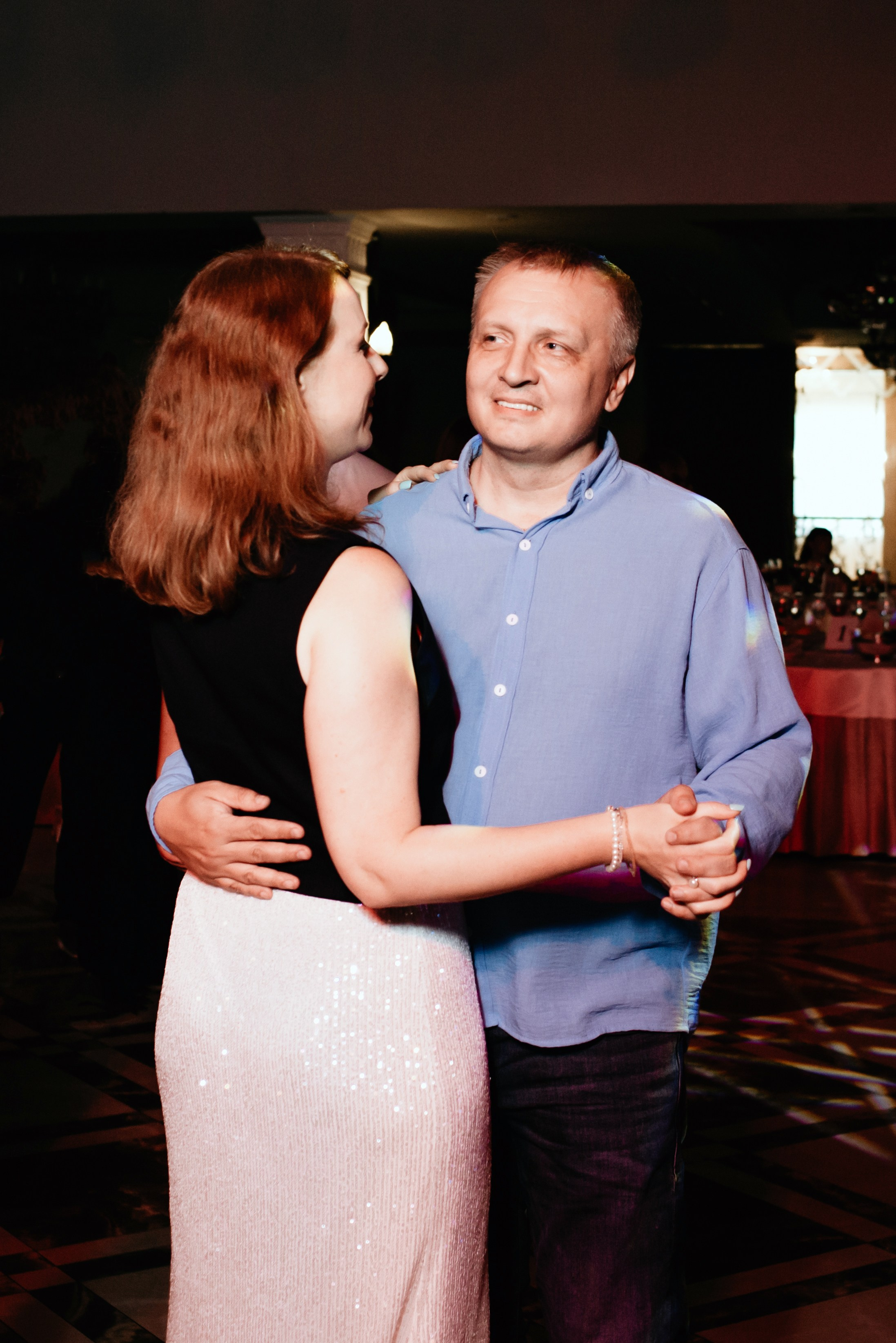 Выпускной 2025 (9класс) 124 школа. Фотограф в Челябинске Ополихина Анна